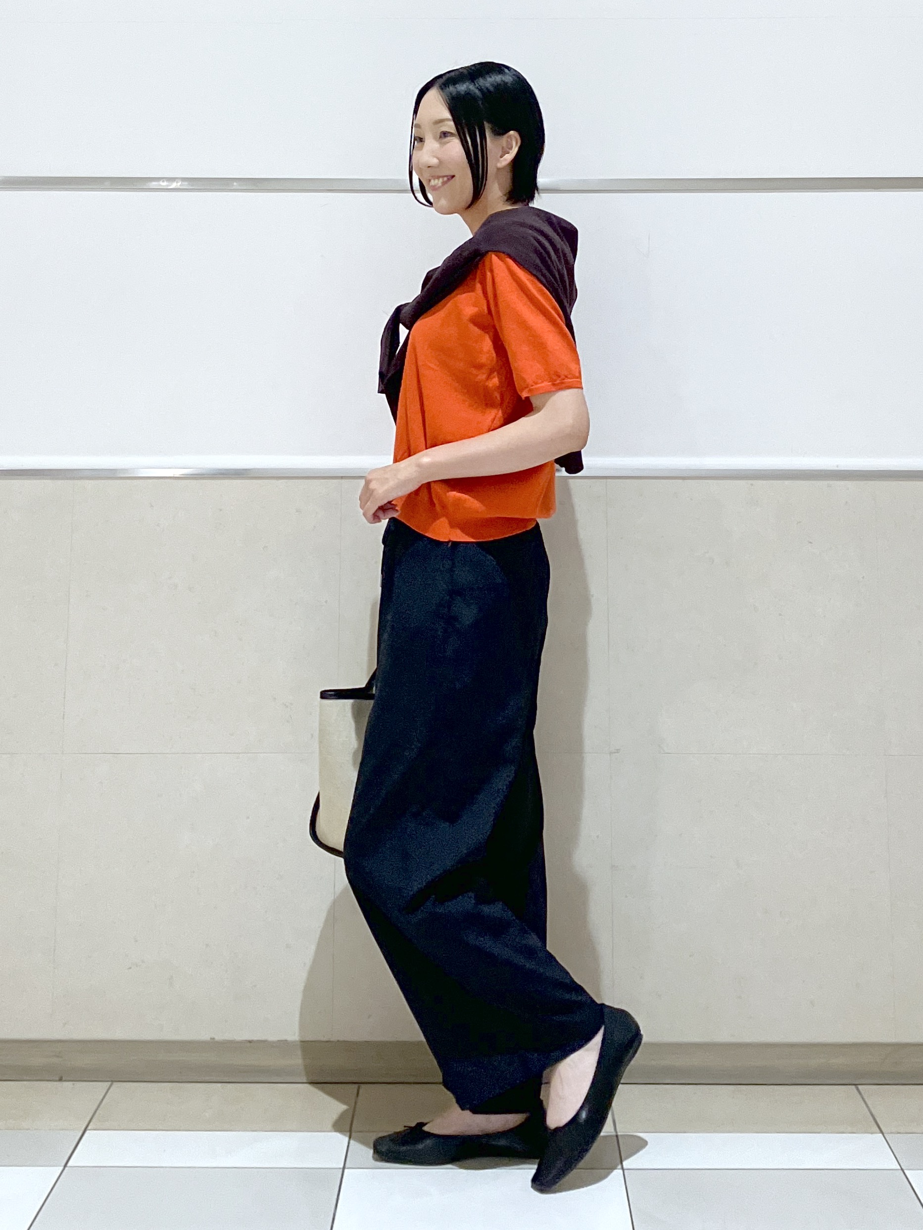 eriko さんの「Dessin｜【9色展開/接触冷感/UVカット】ドライタッチサマーニットT」を使ったコーディネート