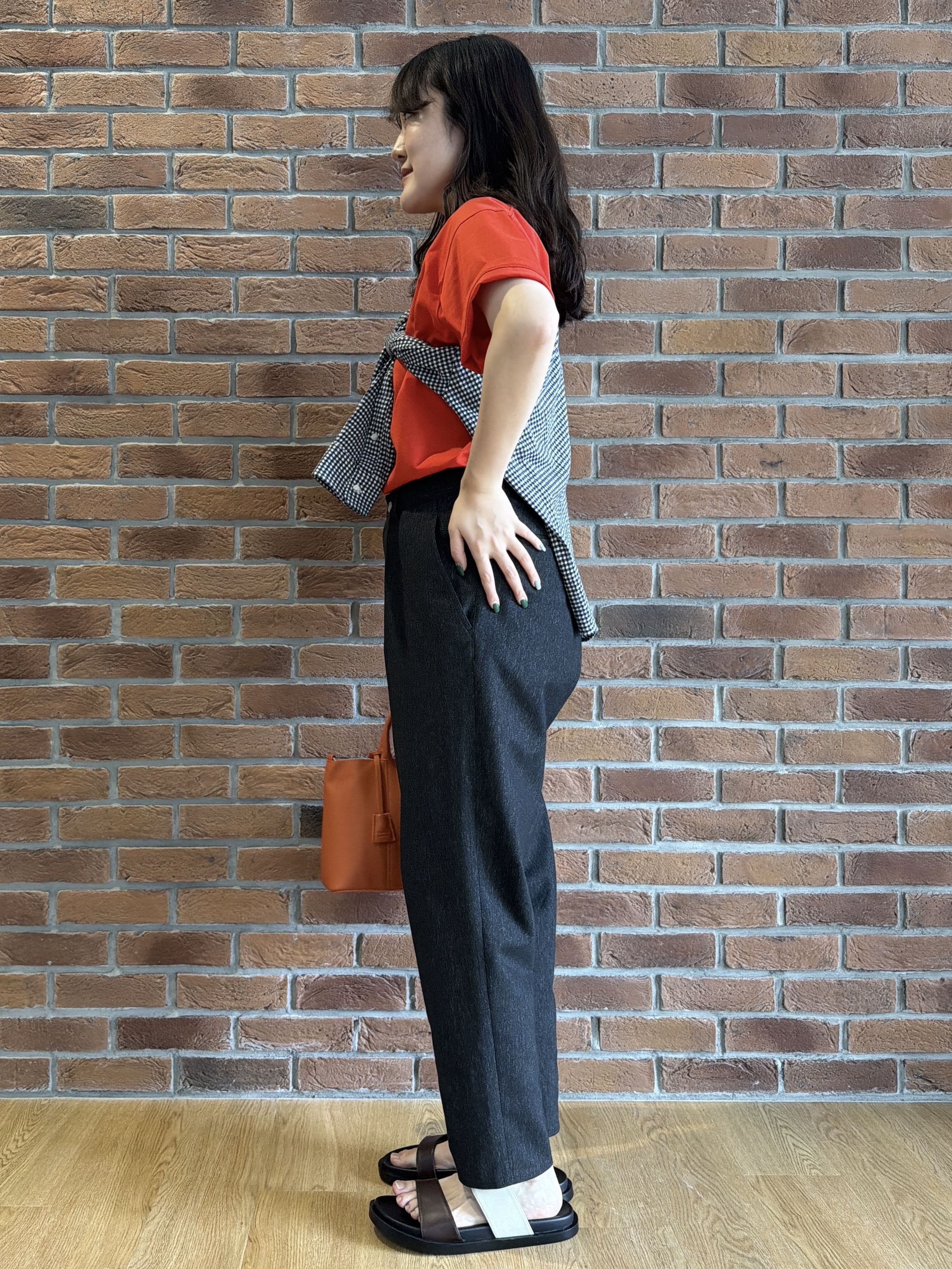 Akutagawaさんの「TAKEO KIKUCHI｜【日本製】ワンポイント刺繍 半袖Tシャツ」を使ったコーディネート