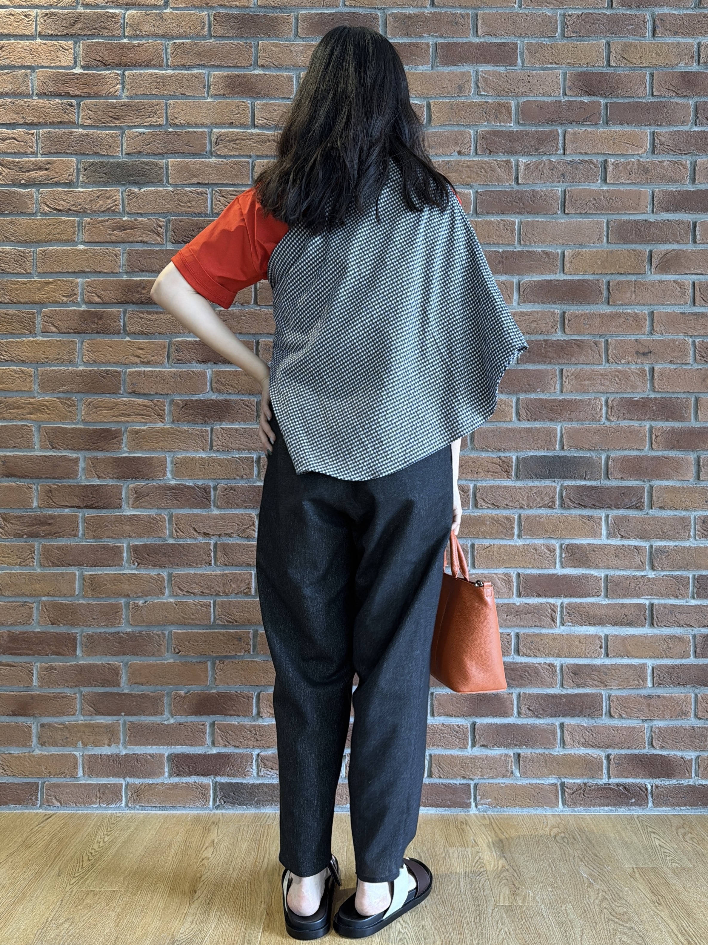 Akutagawaさんの「TAKEO KIKUCHI｜【日本製】ワンポイント刺繍 半袖Tシャツ」を使ったコーディネート