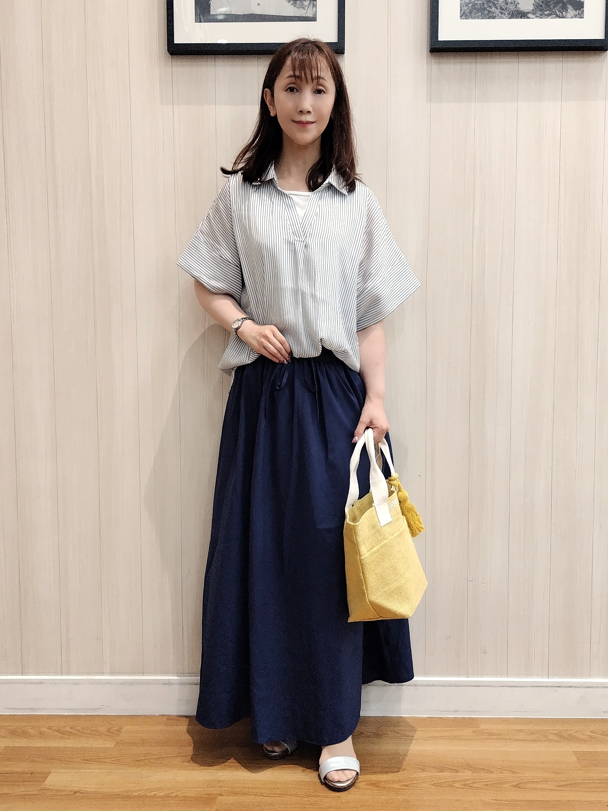 yseさんの「SHOO･LA･RUE｜【2点セット/S-LL/洗濯機可】時短でコーデ決まる スラブスキッパーシャツ＋タンクトップ」を使ったコーディネート