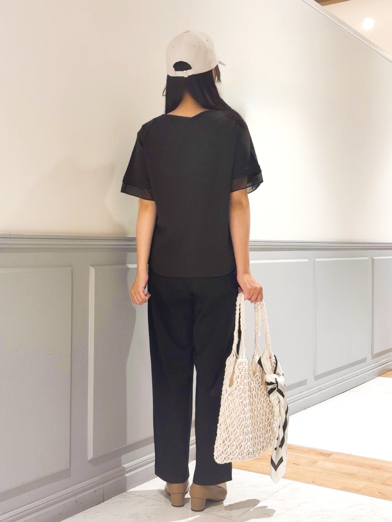chihaさんの「grove｜【二の腕カバー/UVカット】袖口シアースクエアネックTシャツ」を使ったコーディネート