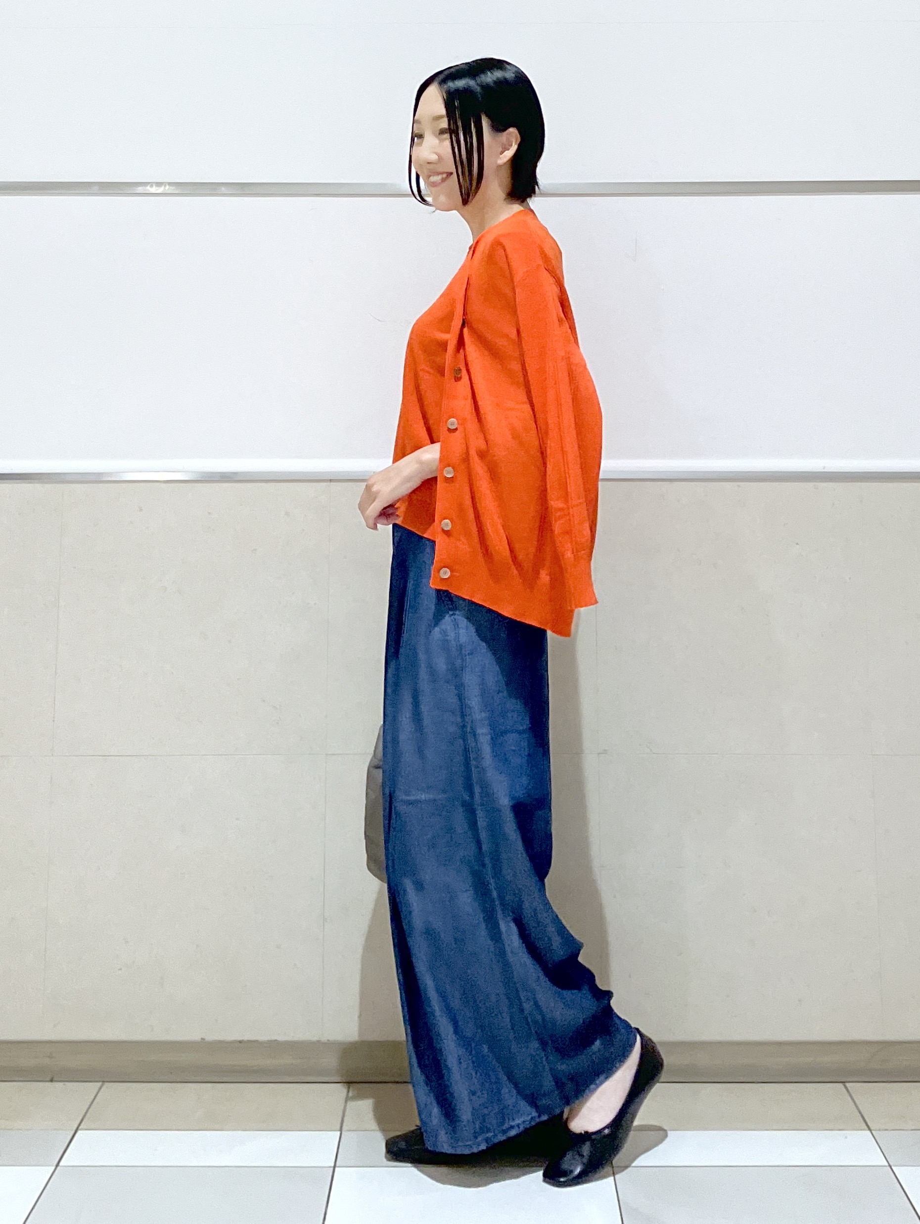 eriko さんの「Dessin｜【9色展開/接触冷感/UVカット】ドライタッチサマーニットT」を使ったコーディネート