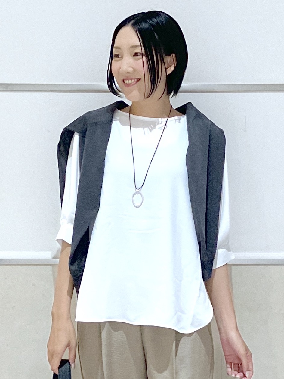 eriko さんの「Dessin｜ライトジョーゼットハーフスリーブブラウス」を使ったコーディネート