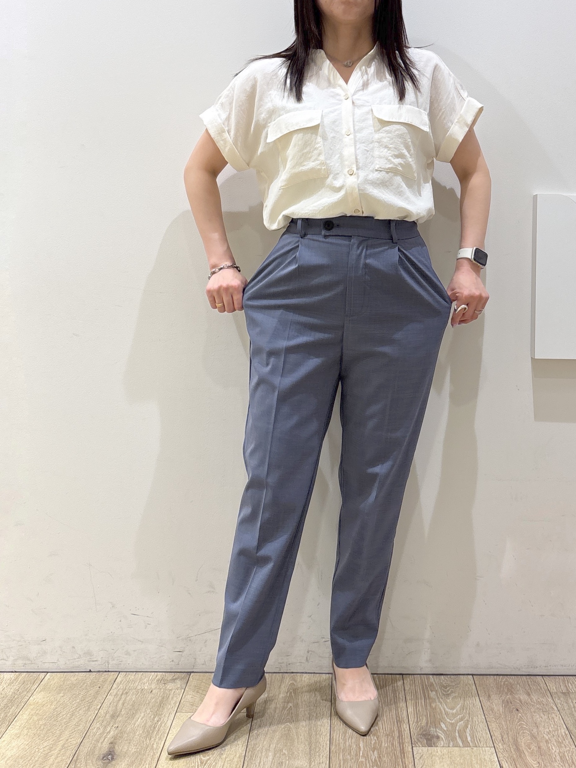 mameさんの「index｜【接触冷感】ダブルポケットスキッパーブラウス《吸水速乾／防シワ／洗濯機OK／S～3L／7col》」を使ったコーディネート