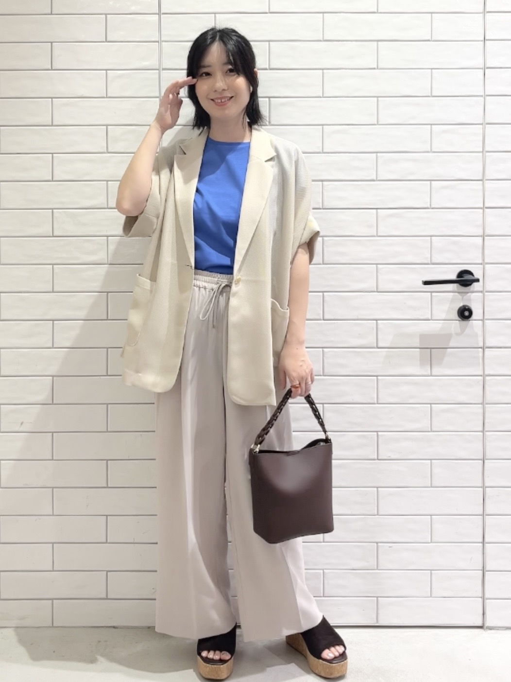 しおりさんの「OPAQUE.CLIP｜メッシュテーラードジャケット【洗濯機OK】」を使ったコーディネート