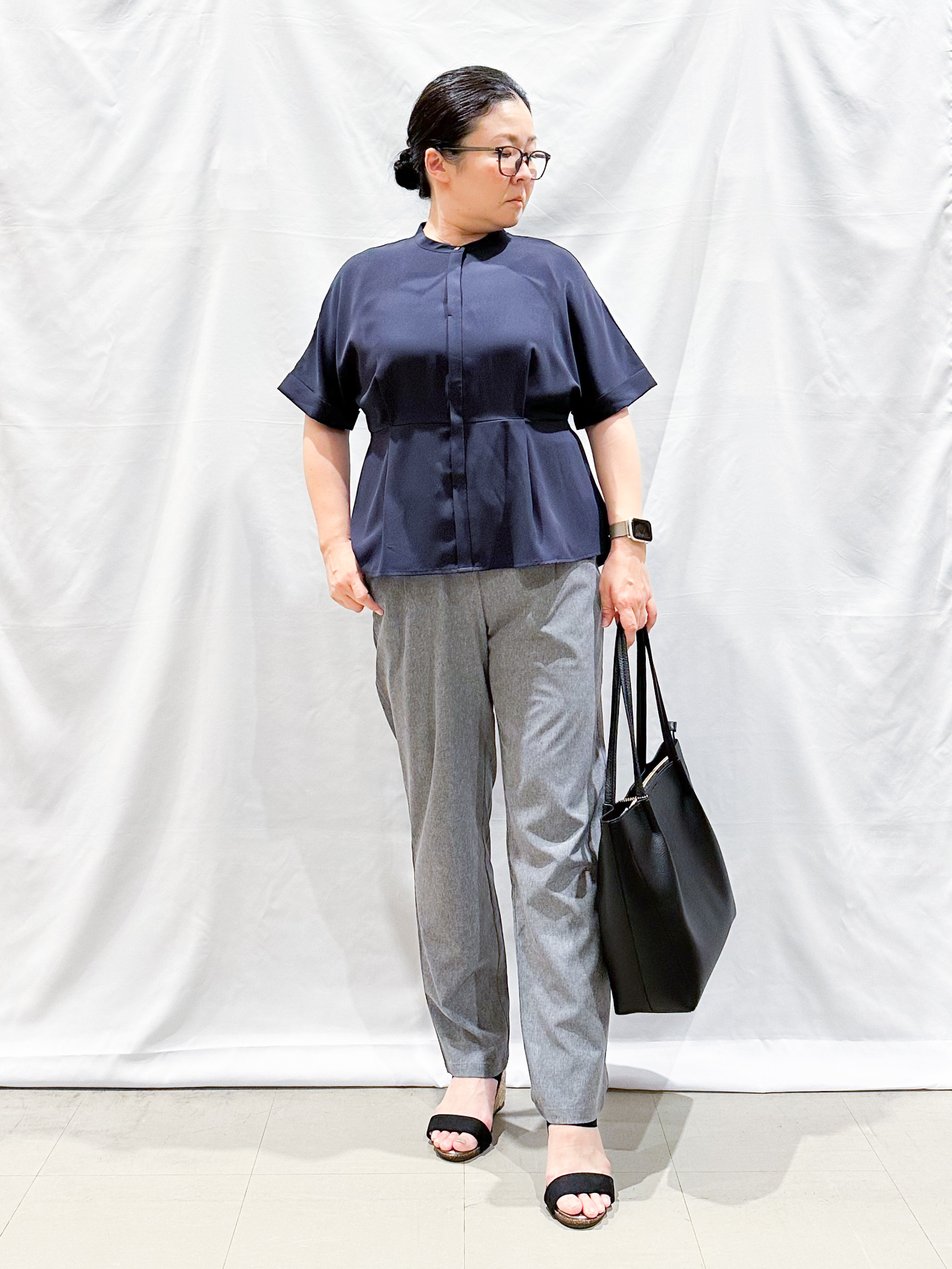 umeさんの「SHOO･LA･RUE｜【洗濯機可/S-LL】オンにもオフにも マルチに使えるボタンレスカーディガン」を使ったコーディネート