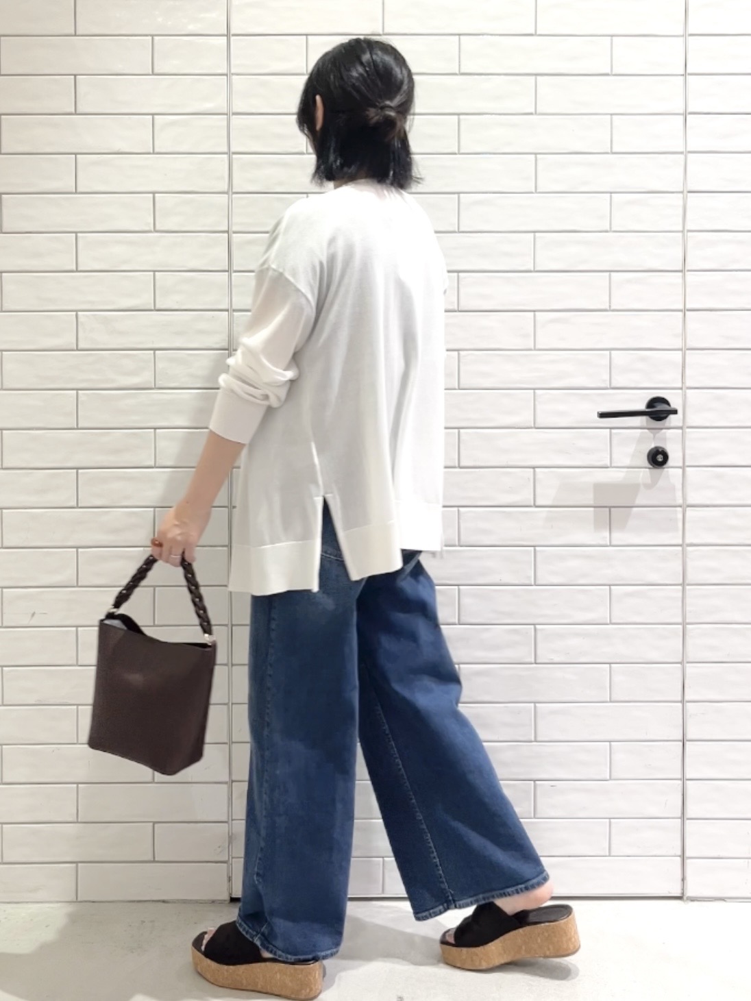 しおりさんの「OPAQUE.CLIP｜【接触冷感】ニットカーディガン《洗濯機OK／抗ピリング》」を使ったコーディネート