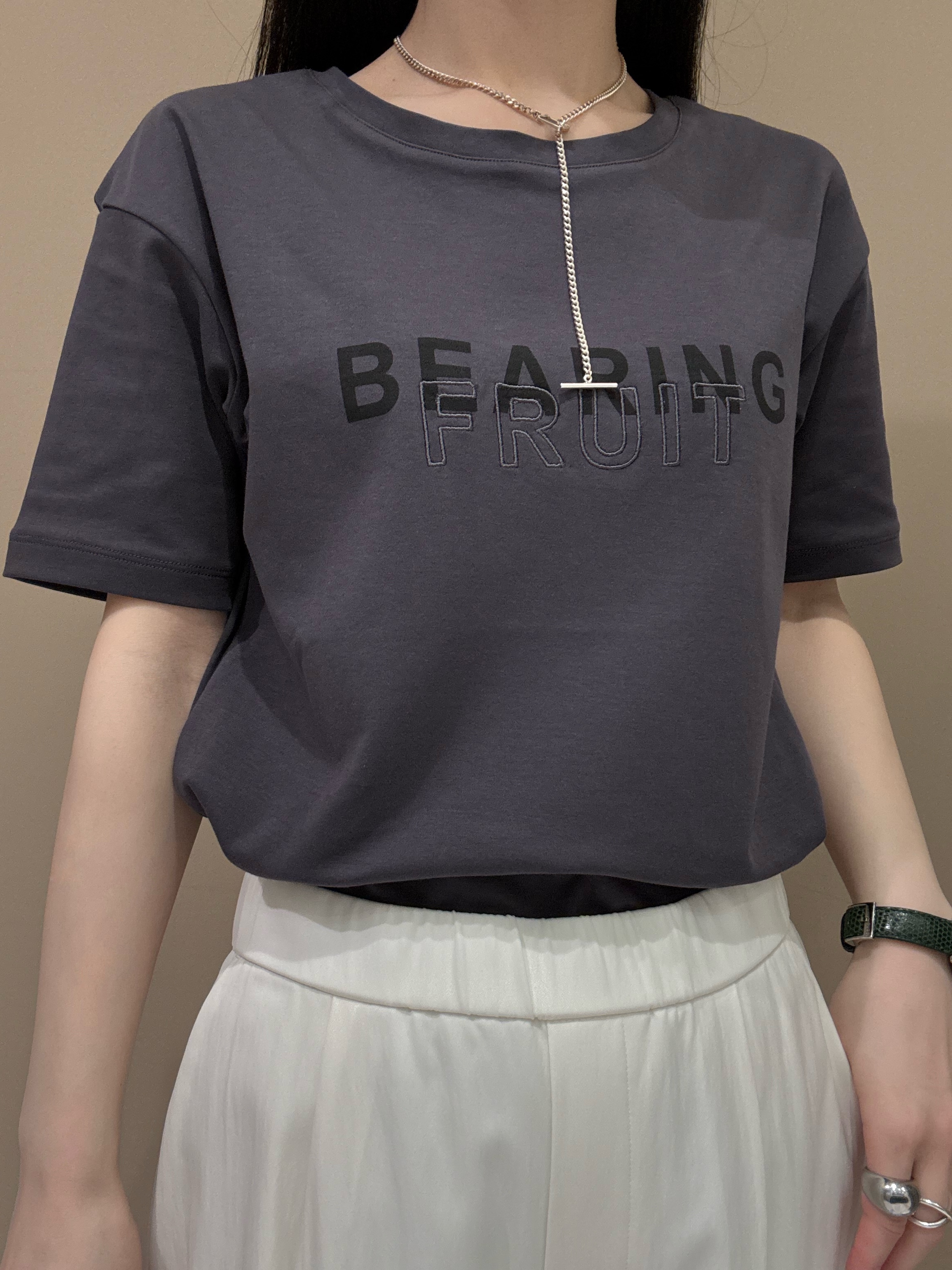 KEIKOさんの「INDIVI｜【UVケア／選べるグラフィック】スムースジャージTシャツ」を使ったコーディネート