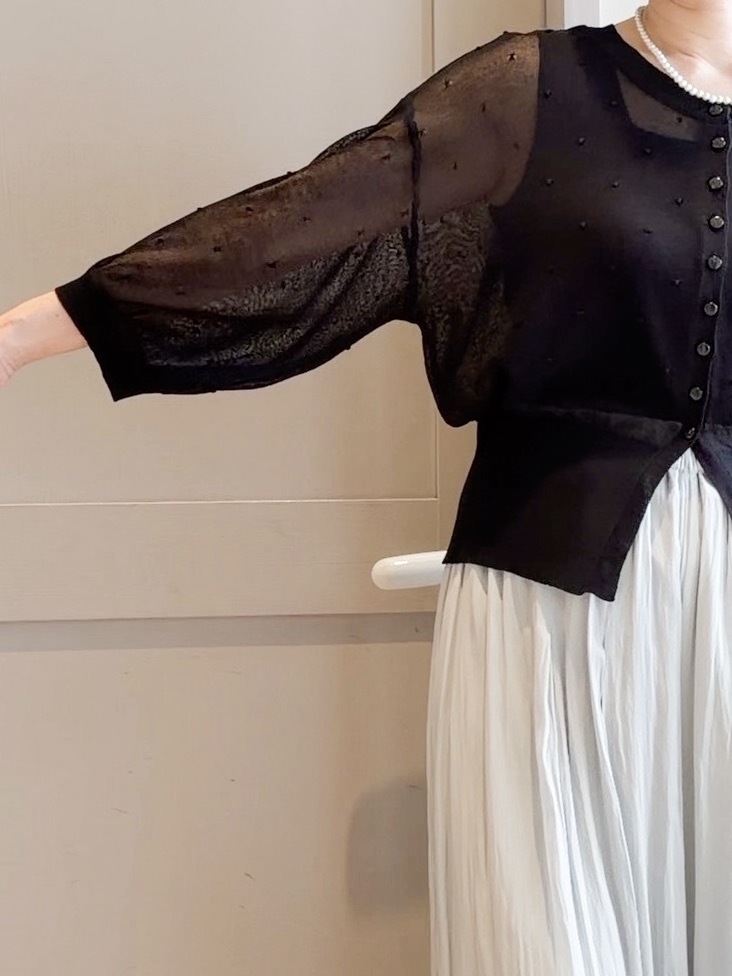 yamakoさんの「grove｜シアードットカーディガン」を使ったコーディネート