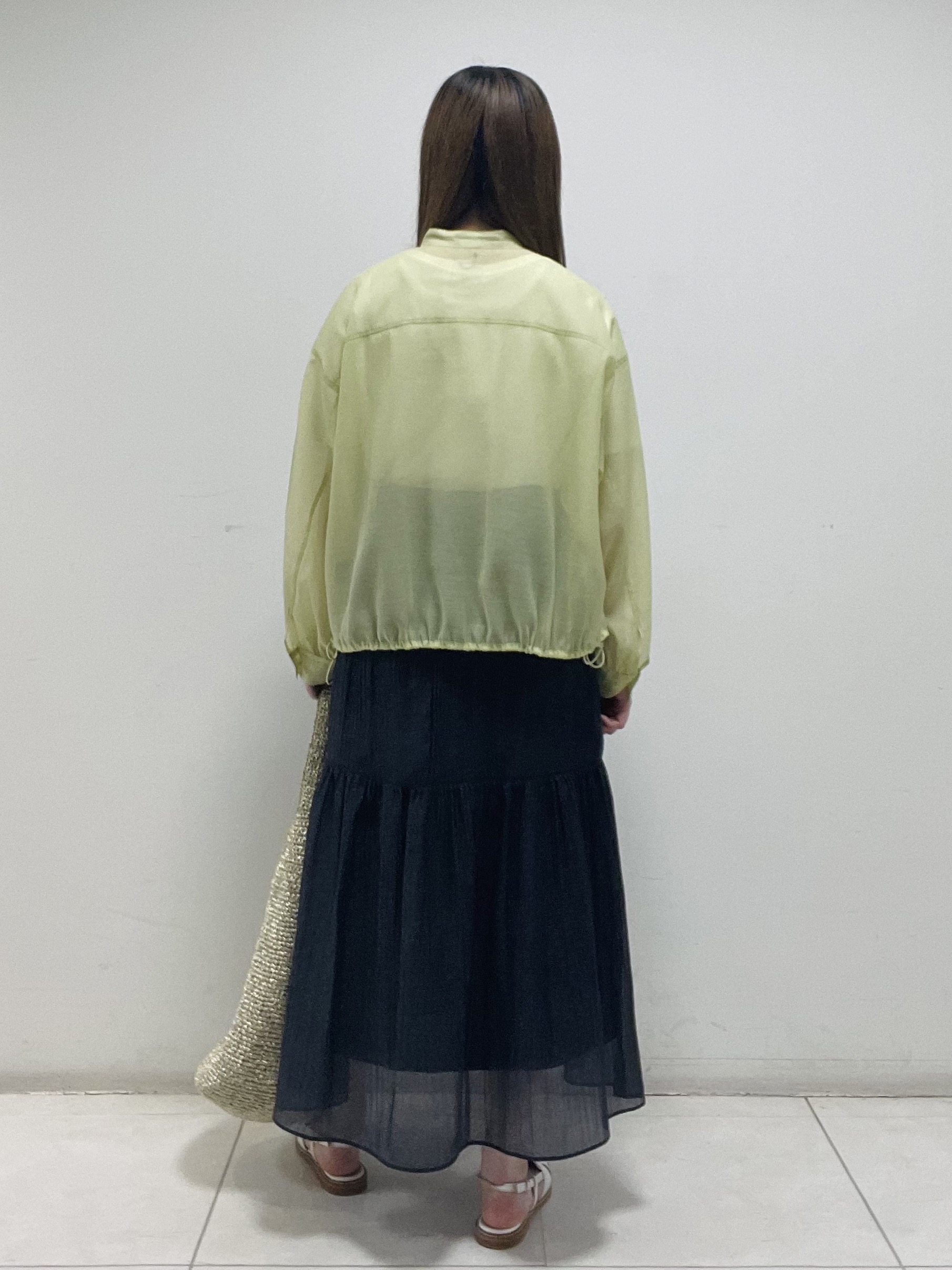 mさんの「INDIVI｜【トレンド／2WAY】裾ドロスト付きシアーブラウスブルゾン」を使ったコーディネート