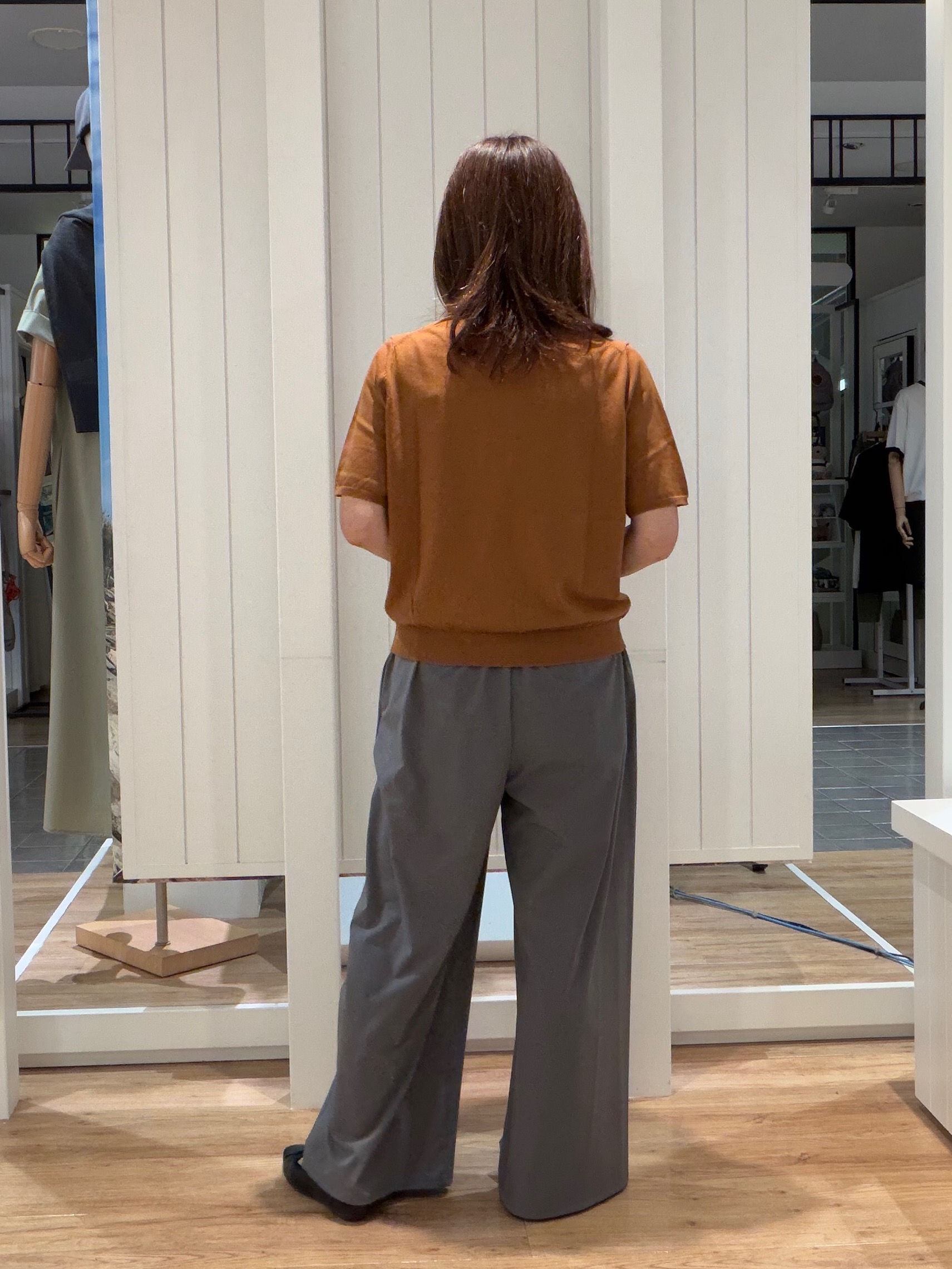 Fujitaさんの「Dessin｜【9色展開/接触冷感/UVカット】ドライタッチサマーニットT」を使ったコーディネート