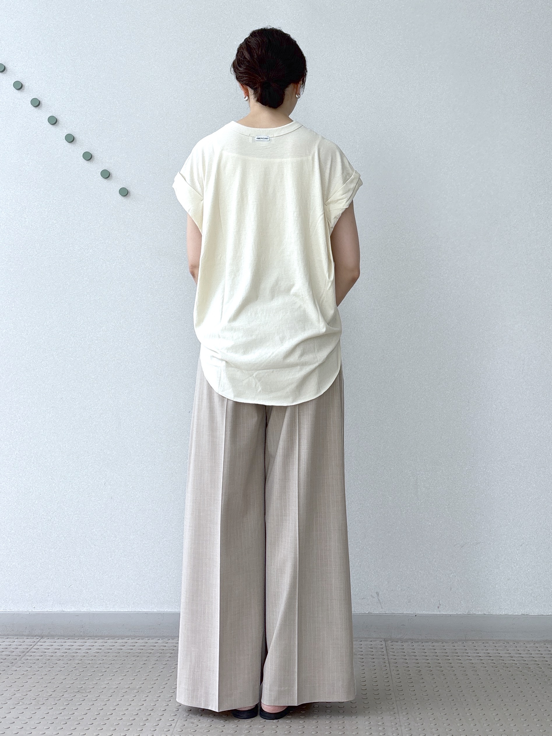 saitoさんの「DRESSTERIOR｜【セットアップ可/ウォッシャブル】ストライプ2WAYストレッチ サイドラインパンツ」を使ったコーディネート