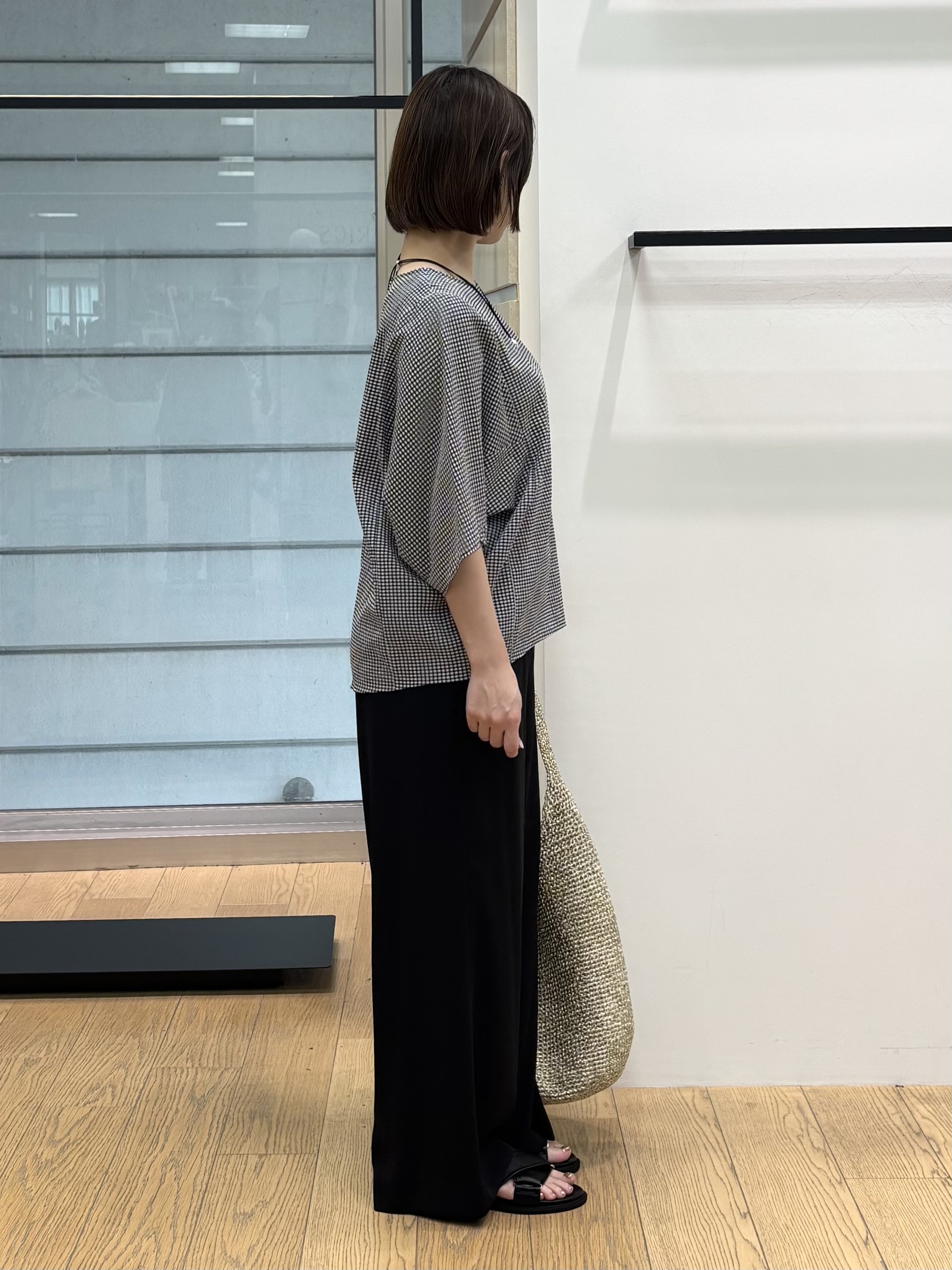 asamiさんの「INDIVI｜【体型カバー】サッカーチェックドルマントップス」を使ったコーディネート