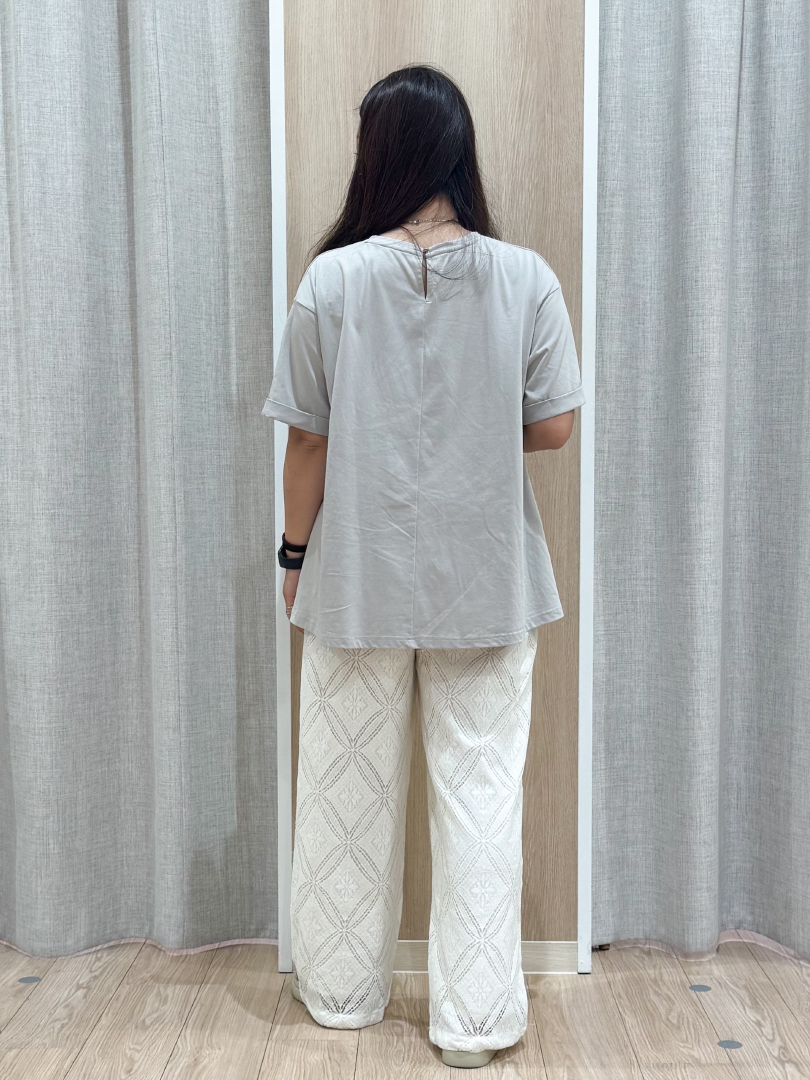 sachiさんの「grove｜【遮熱／吸水速乾／UVカット】フレアシルエットTシャツ」を使ったコーディネート