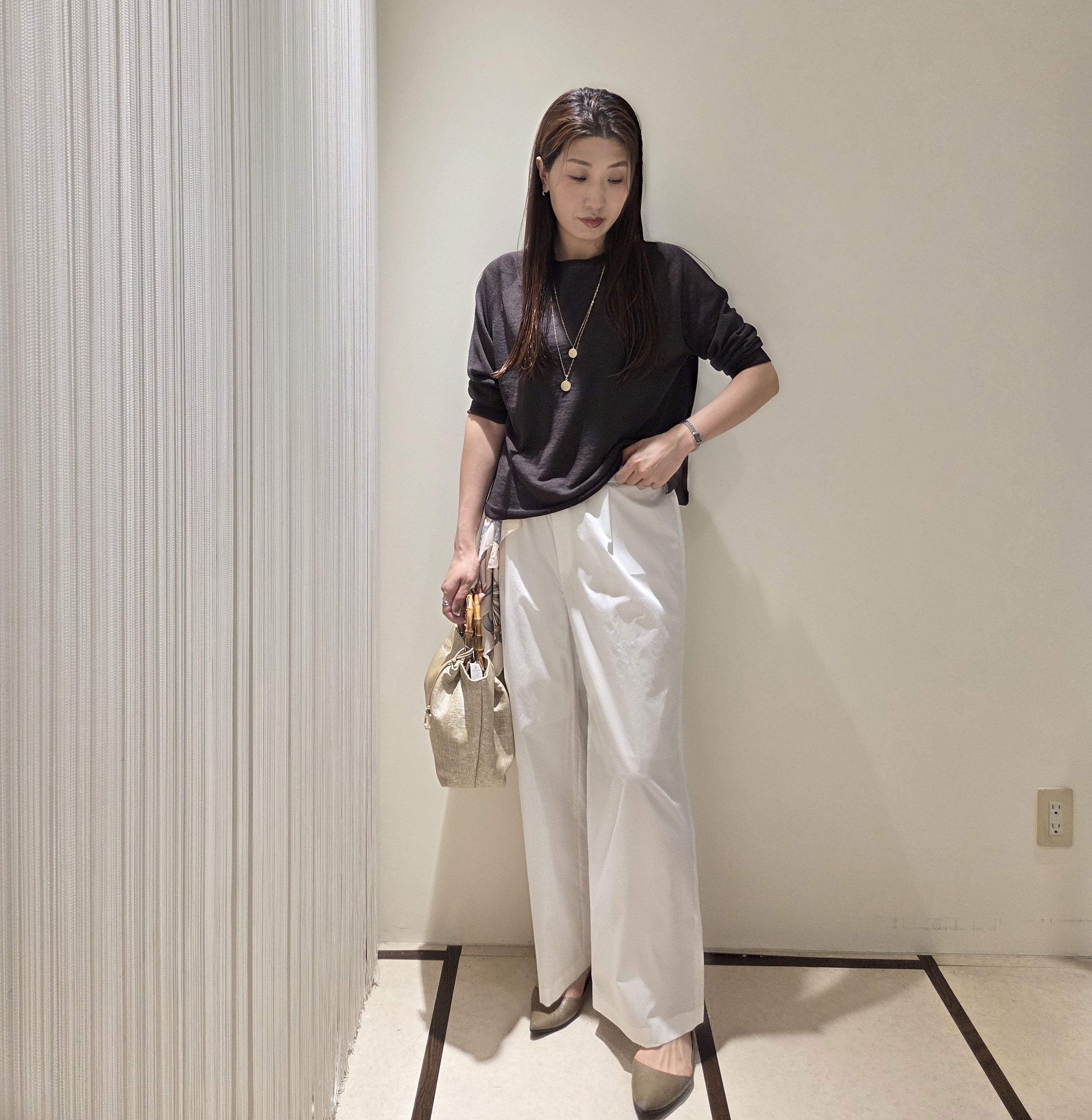 MATSUさんの「UNTITLED｜【ゆったり/リラクシー】リネンボートネックプルオーバー」を使ったコーディネート