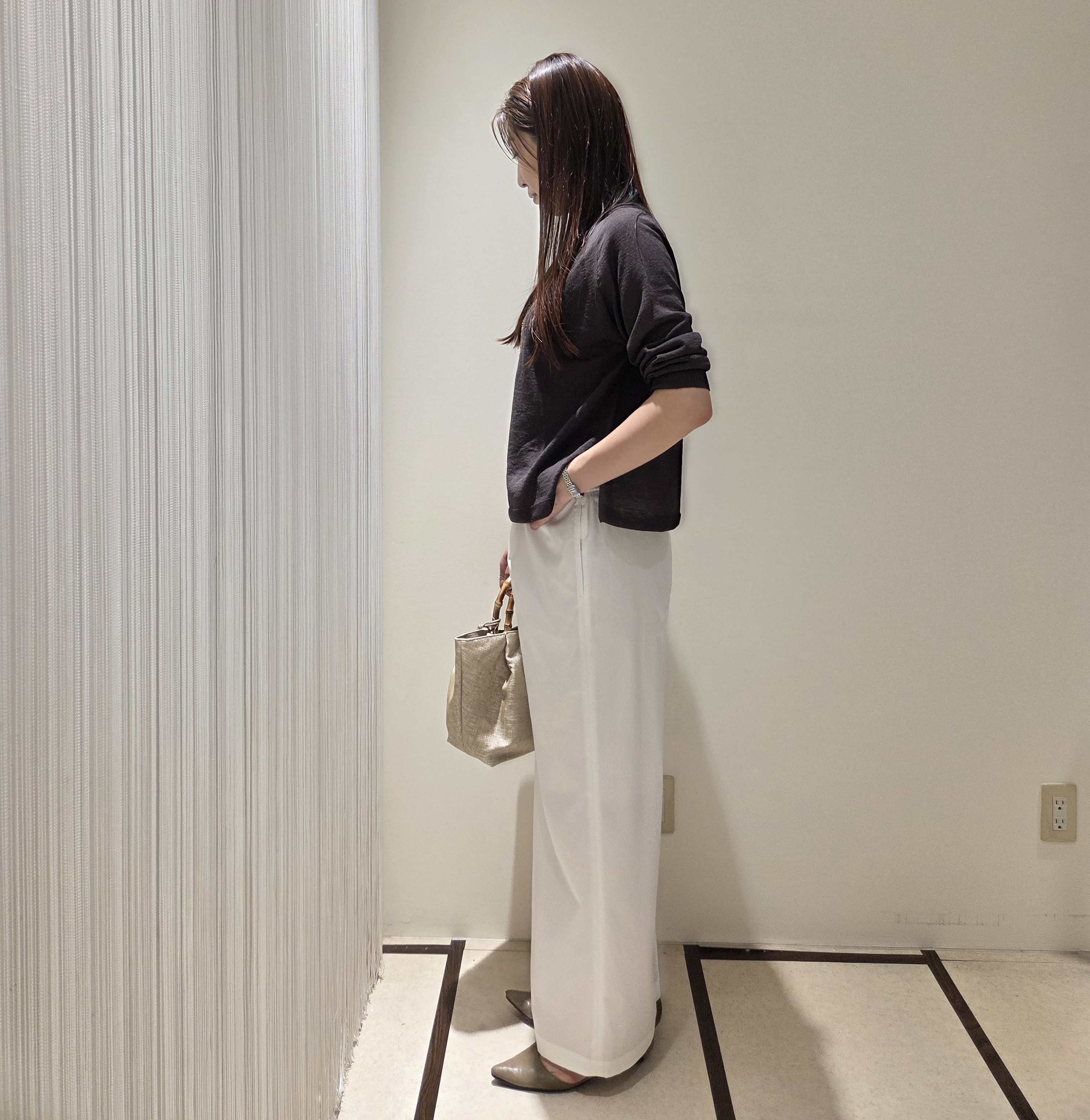 MATSUさんの「UNTITLED｜【ゆったり/リラクシー】リネンボートネックプルオーバー」を使ったコーディネート