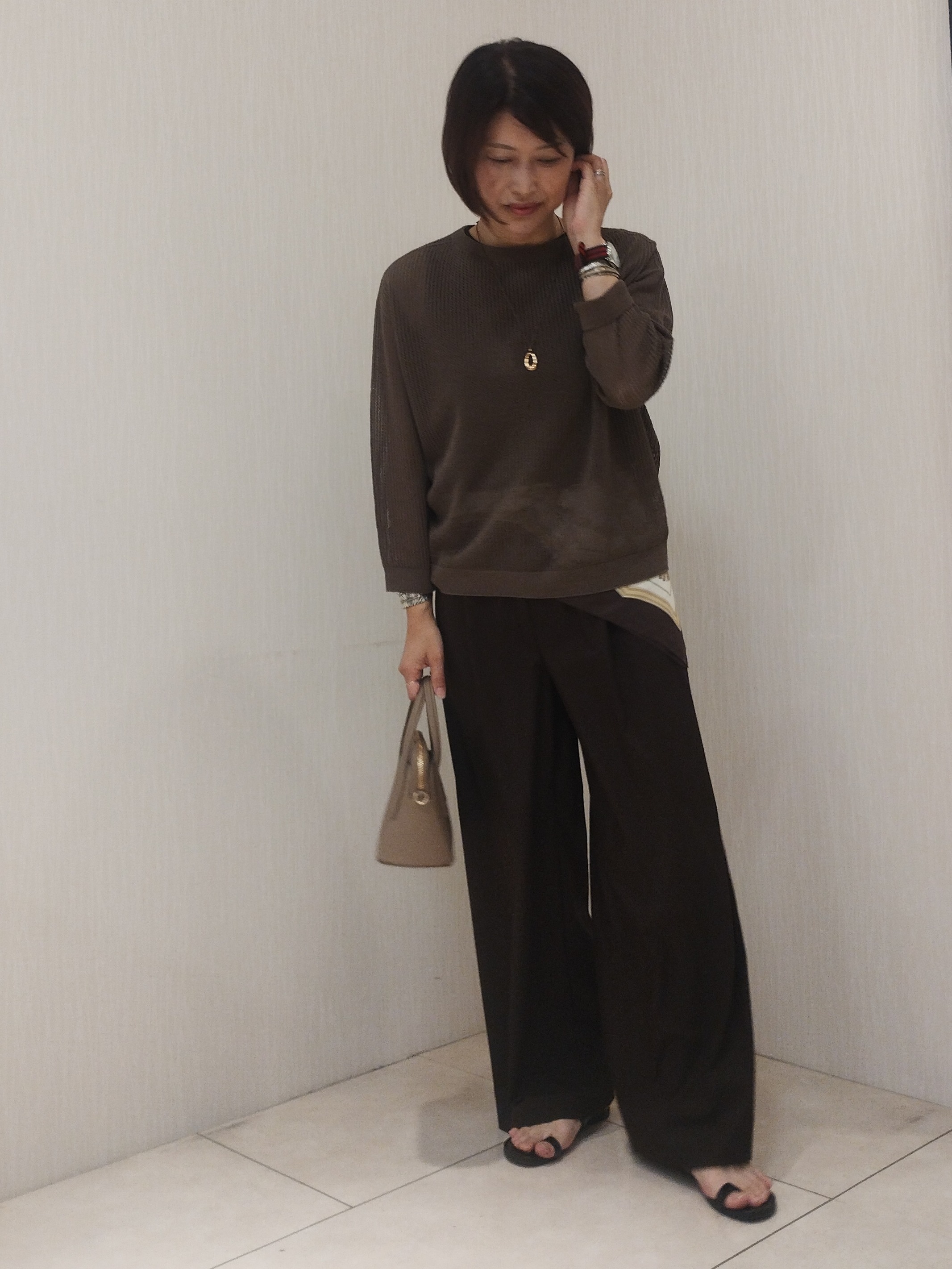 u&minus;macoさんの「UNTITLED｜◆シアーメッシュニット」を使ったコーディネート