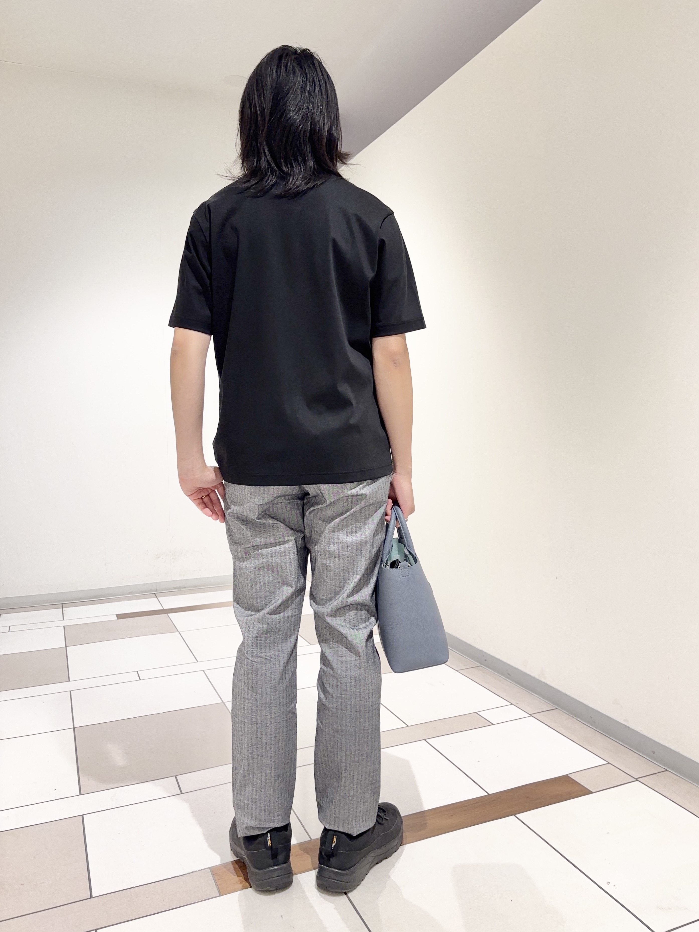 及川さんの「TAKEO KIKUCHI｜【接触冷感】アイスクリアコットン ワンポイント ポロシャツ」を使ったコーディネート