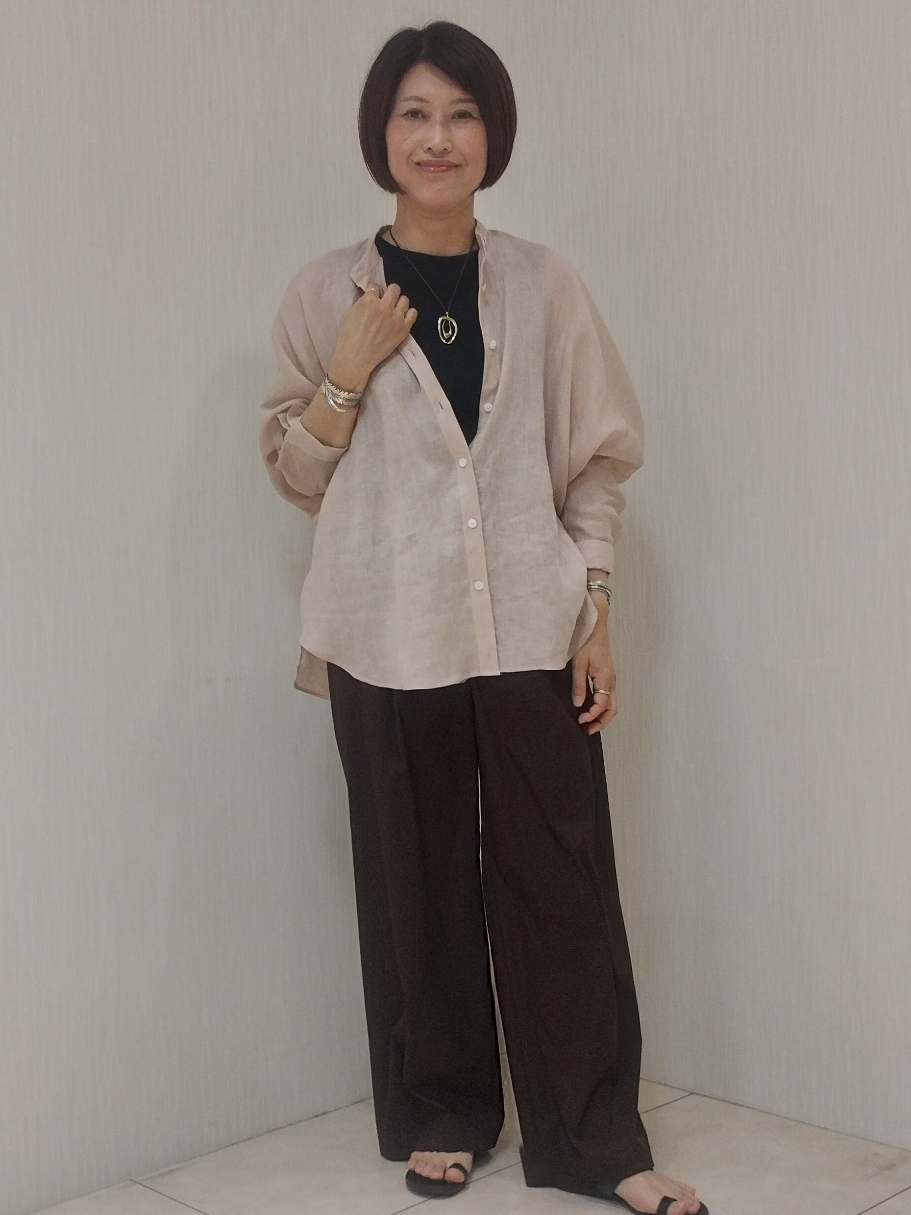 u&minus;macoさんの「UNTITLED｜【麻100】リネンドルマンシャツ」を使ったコーディネート