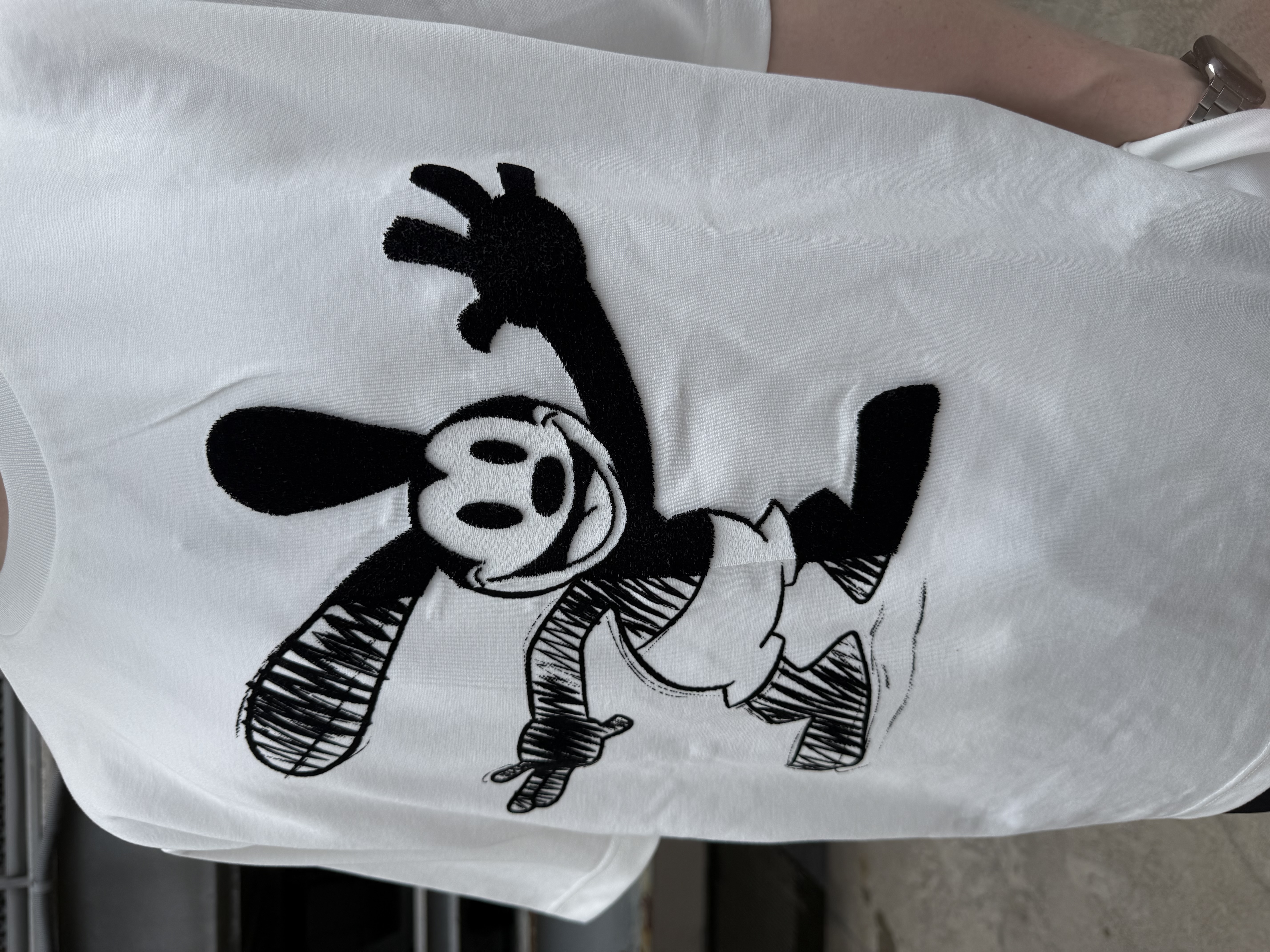 カネダさんの「tk.TAKEO KIKUCHI｜Disney capsule collection Tシャツ」を使ったコーディネート