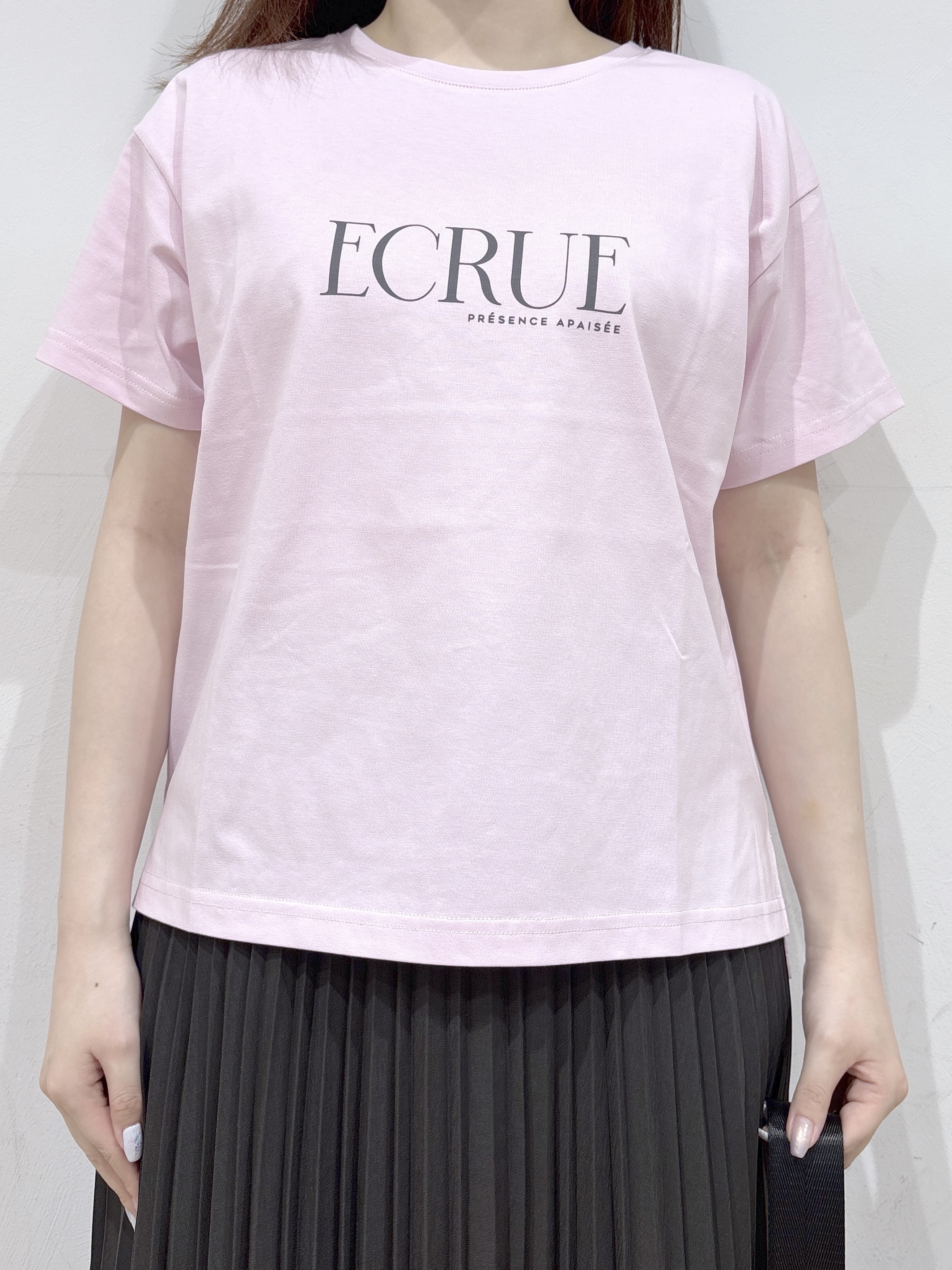 るーさんの「grove｜【遮熱／吸水速乾／UVカット】ベーシックロゴTシャツ」を使ったコーディネート