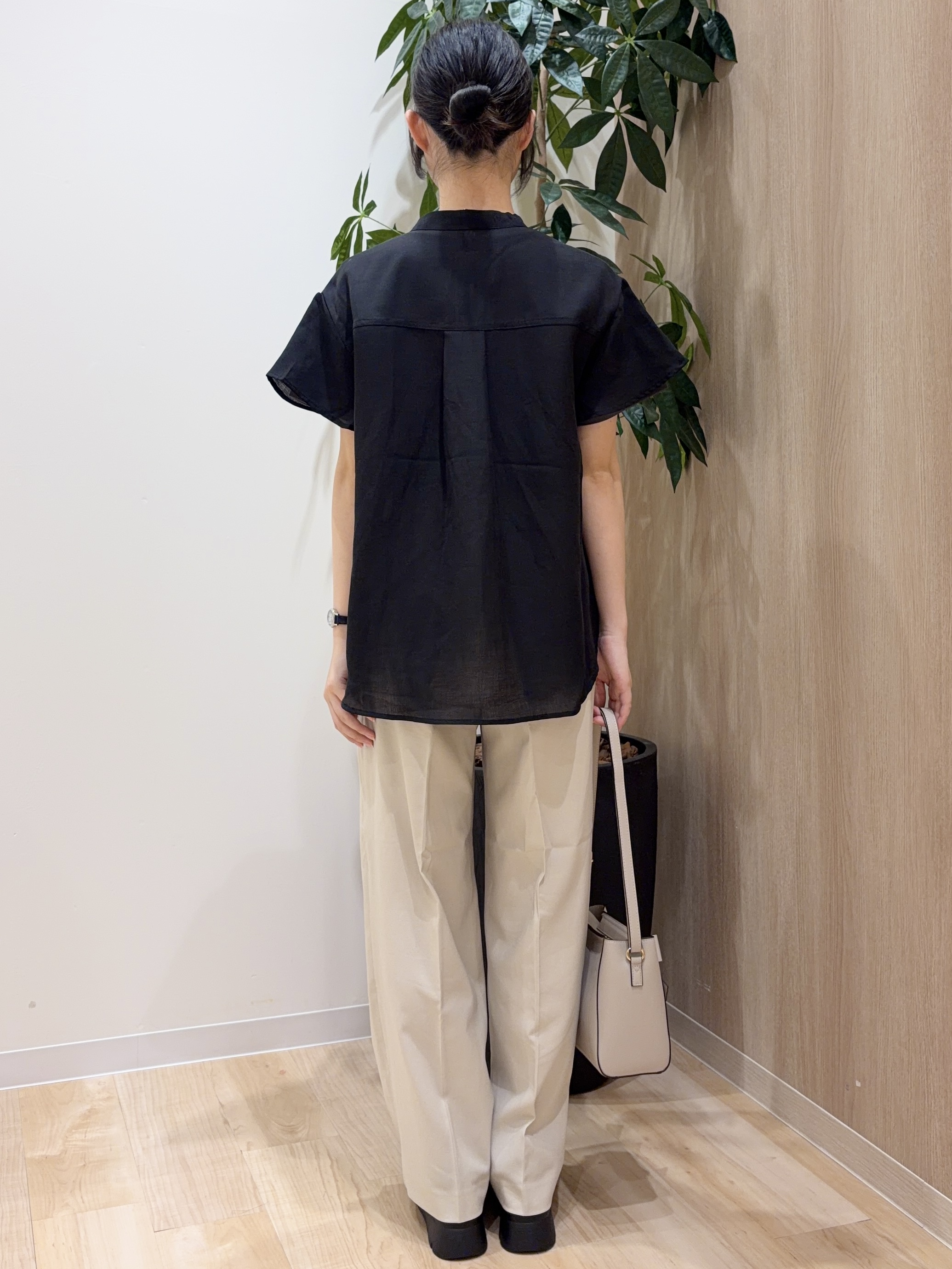 ayaneさんの「grove｜【遮熱／吸水速乾／UVカット】ベーシックロゴTシャツ」を使ったコーディネート
