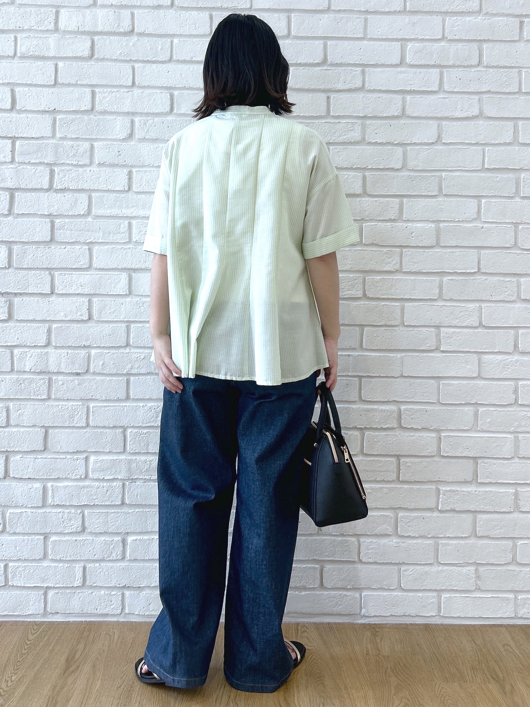 Hirokaさんの「grove｜【洗濯機OK】さらっと軽やか、フレアシャツ」を使ったコーディネート
