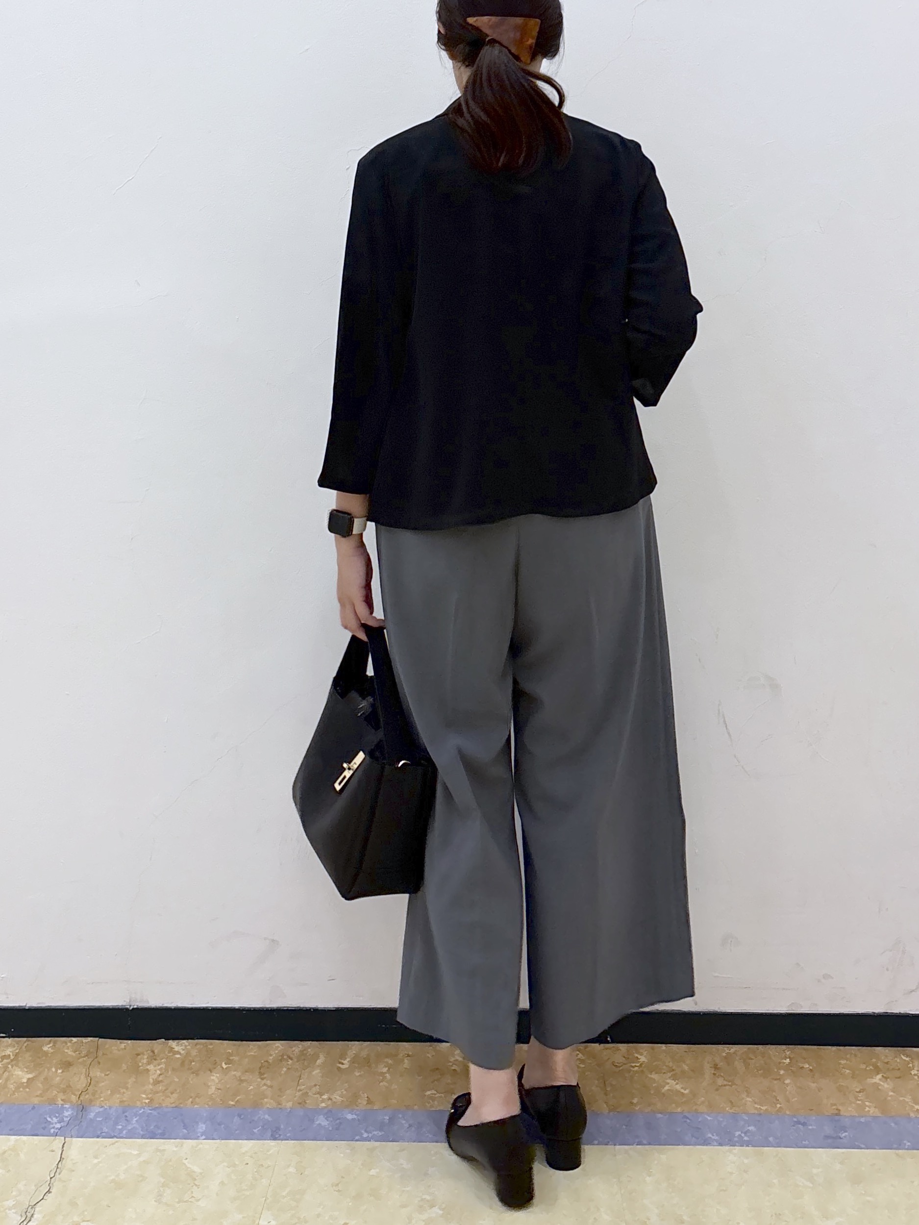 akariさんの「index｜【接触冷感／防シワ】ひんやり7分袖テーラードジャケット《洗濯機OK》」を使ったコーディネート