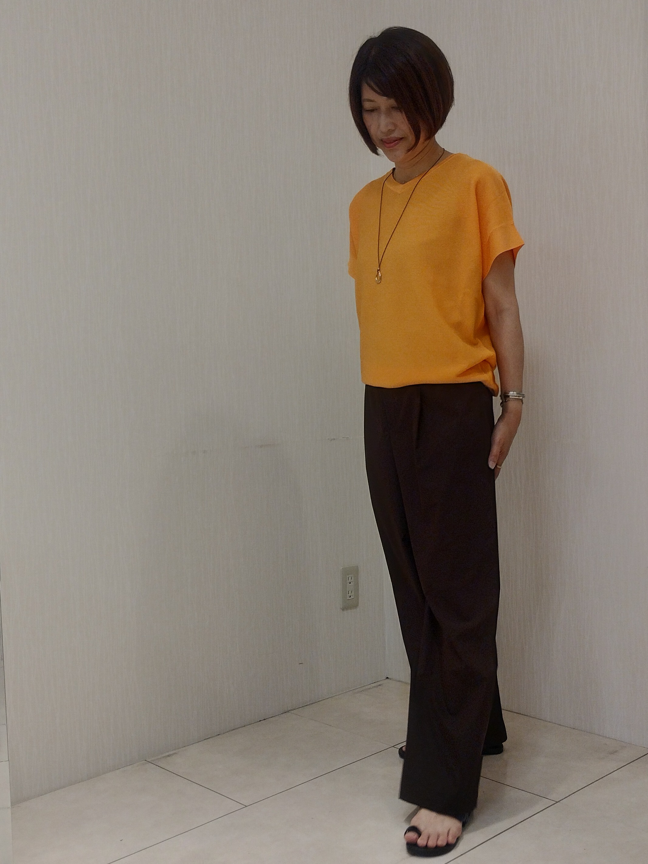 u&minus;macoさんの「UNTITLED｜【11色展開/体型カバー】前後2WAYフレンチスリーブニット」を使ったコーディネート