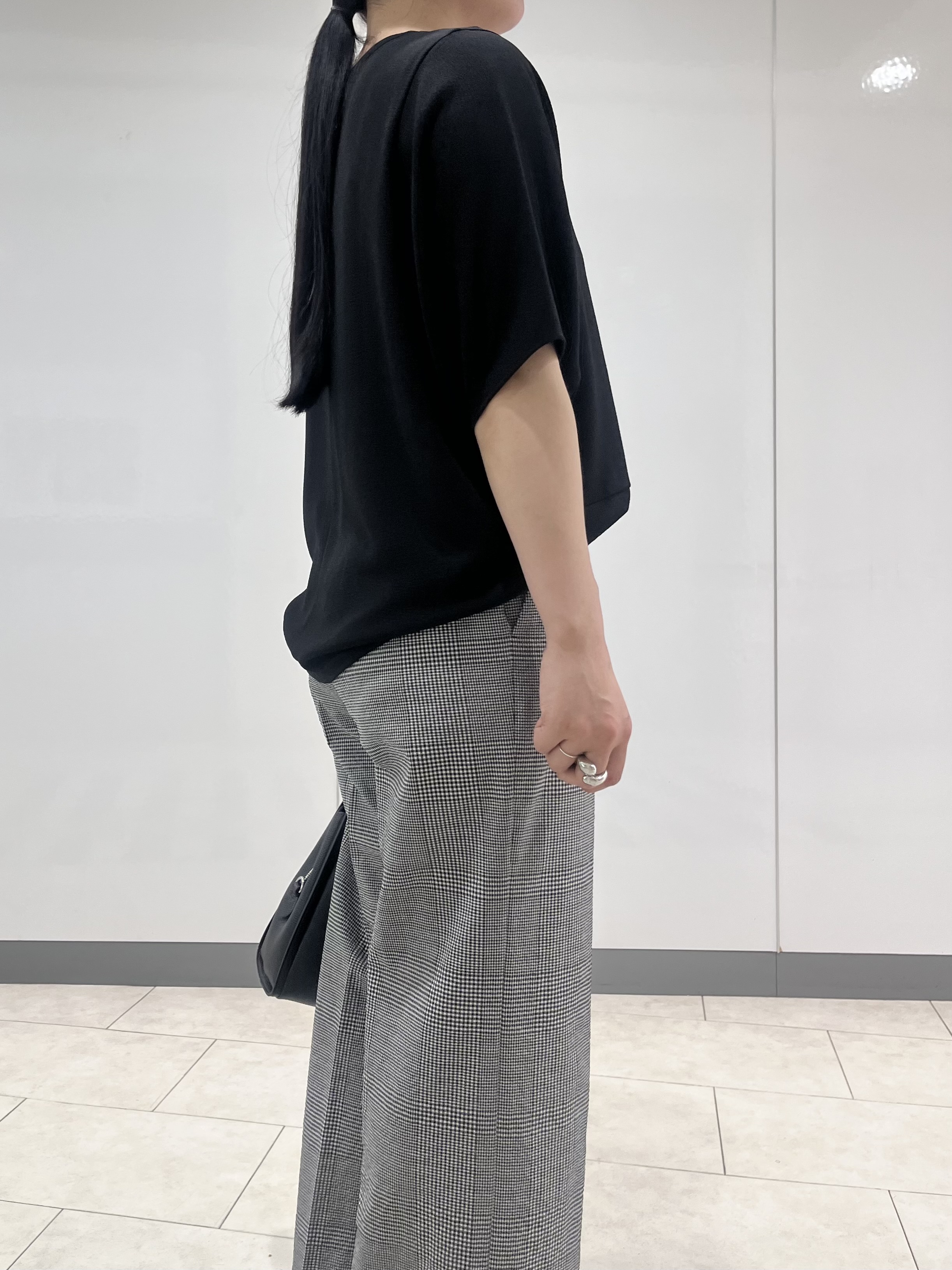 hasuさんの「INDIVI｜【洗える／2WAY／裾ドロスト付き】 ドルマンスリーブチュニックトップス」を使ったコーディネート