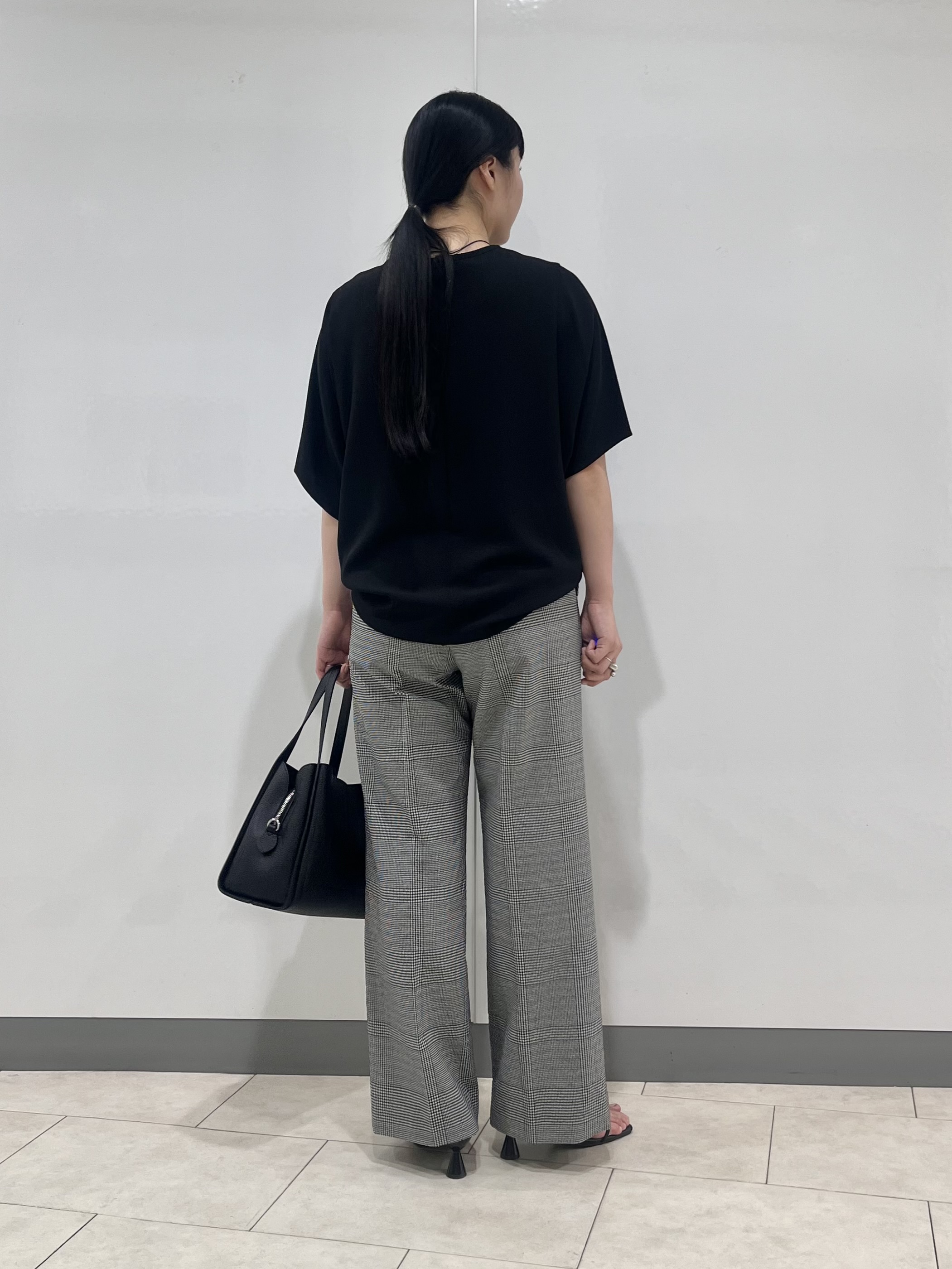 hasuさんの「INDIVI｜【洗える／2WAY／裾ドロスト付き】 ドルマンスリーブチュニックトップス」を使ったコーディネート