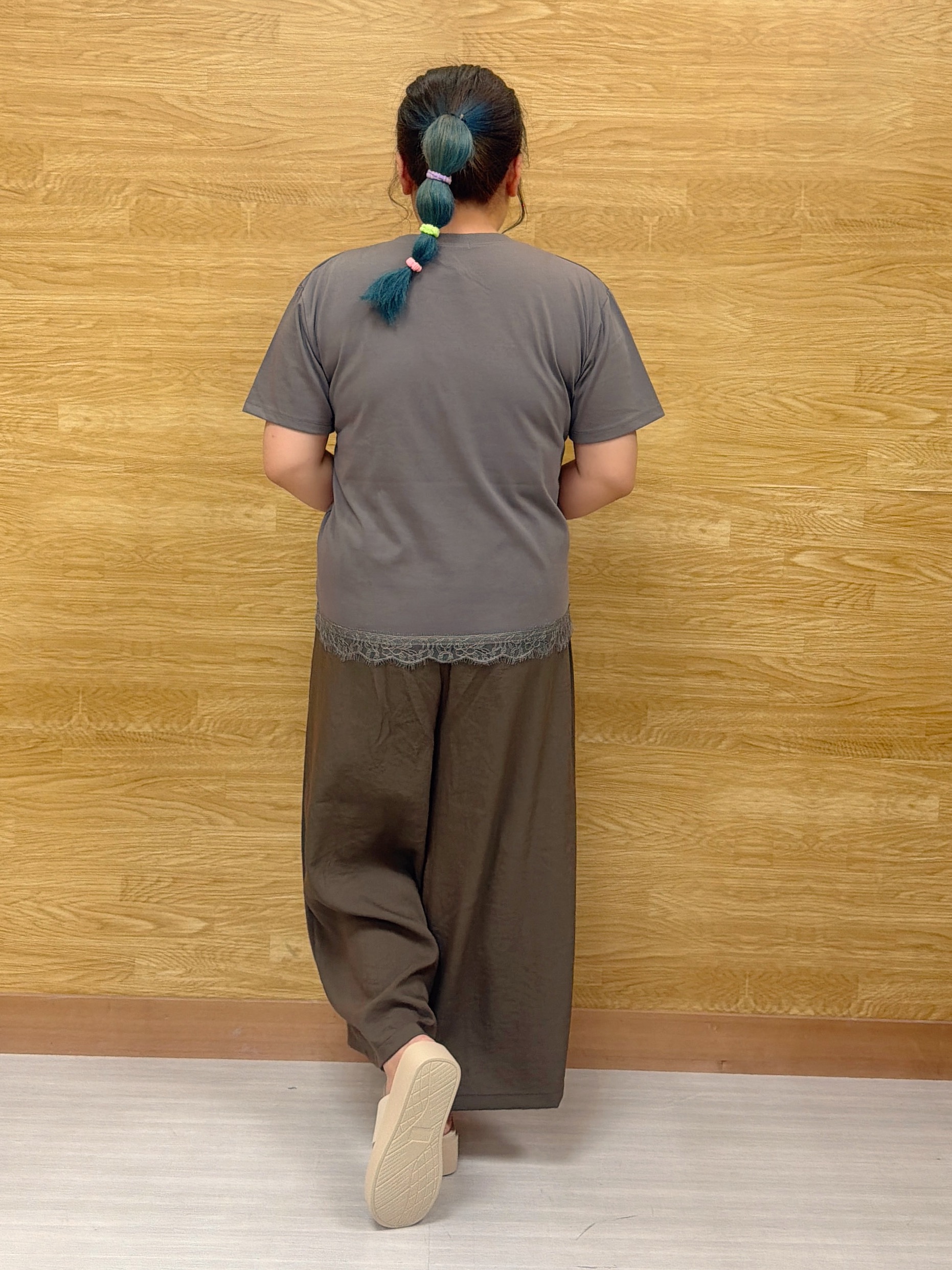 ぁむさんの「SHOO･LA･RUE｜【UV/S-LL/洗濯機可】真夏に着たい裾レースが女性らしさをプラスする プリントアソートTシャツ」を使ったコーディネート