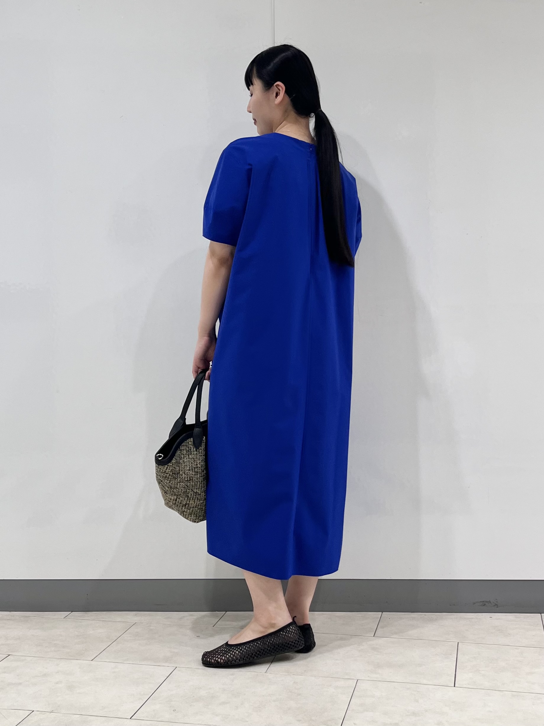 hasuさんの「INDIVI｜【接触冷感／2WAY】カシュクールリネンシャツ」を使ったコーディネート