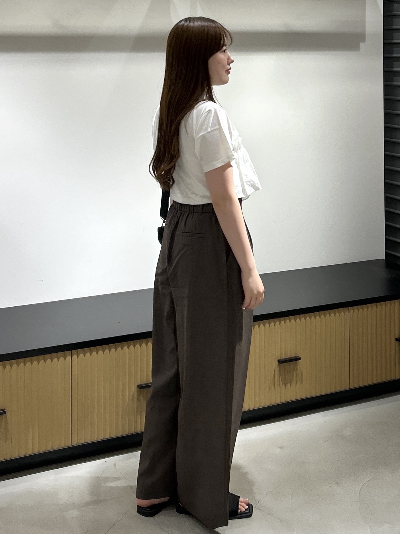 sayaさんの「OPAQUE.CLIP｜【接触冷感】アシメフリルドッキングカットソー《洗濯機OK》」を使ったコーディネート
