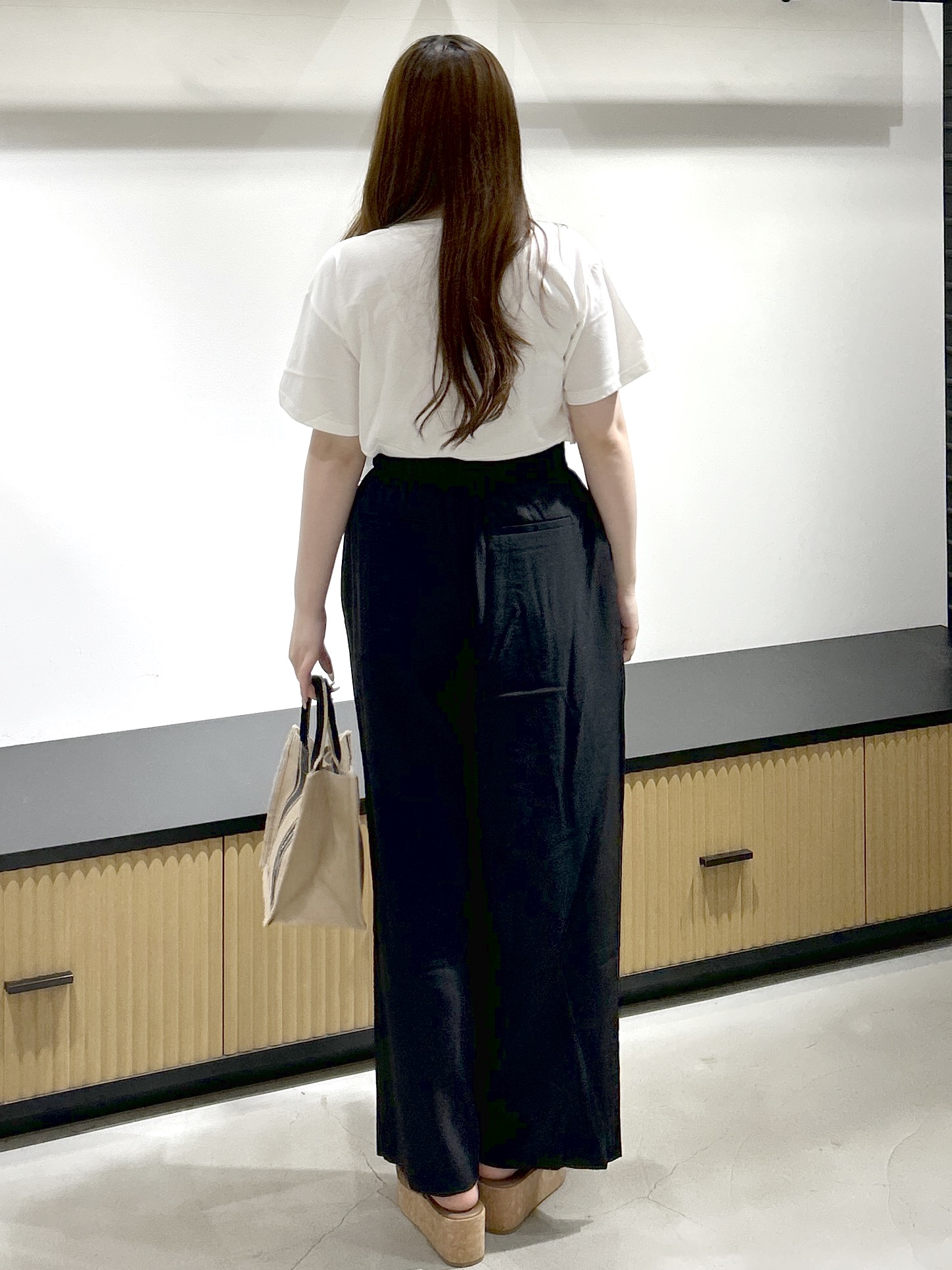 sayaさんの「OPAQUE.CLIP｜【接触冷感】アシメフリルドッキングカットソー《洗濯機OK》」を使ったコーディネート