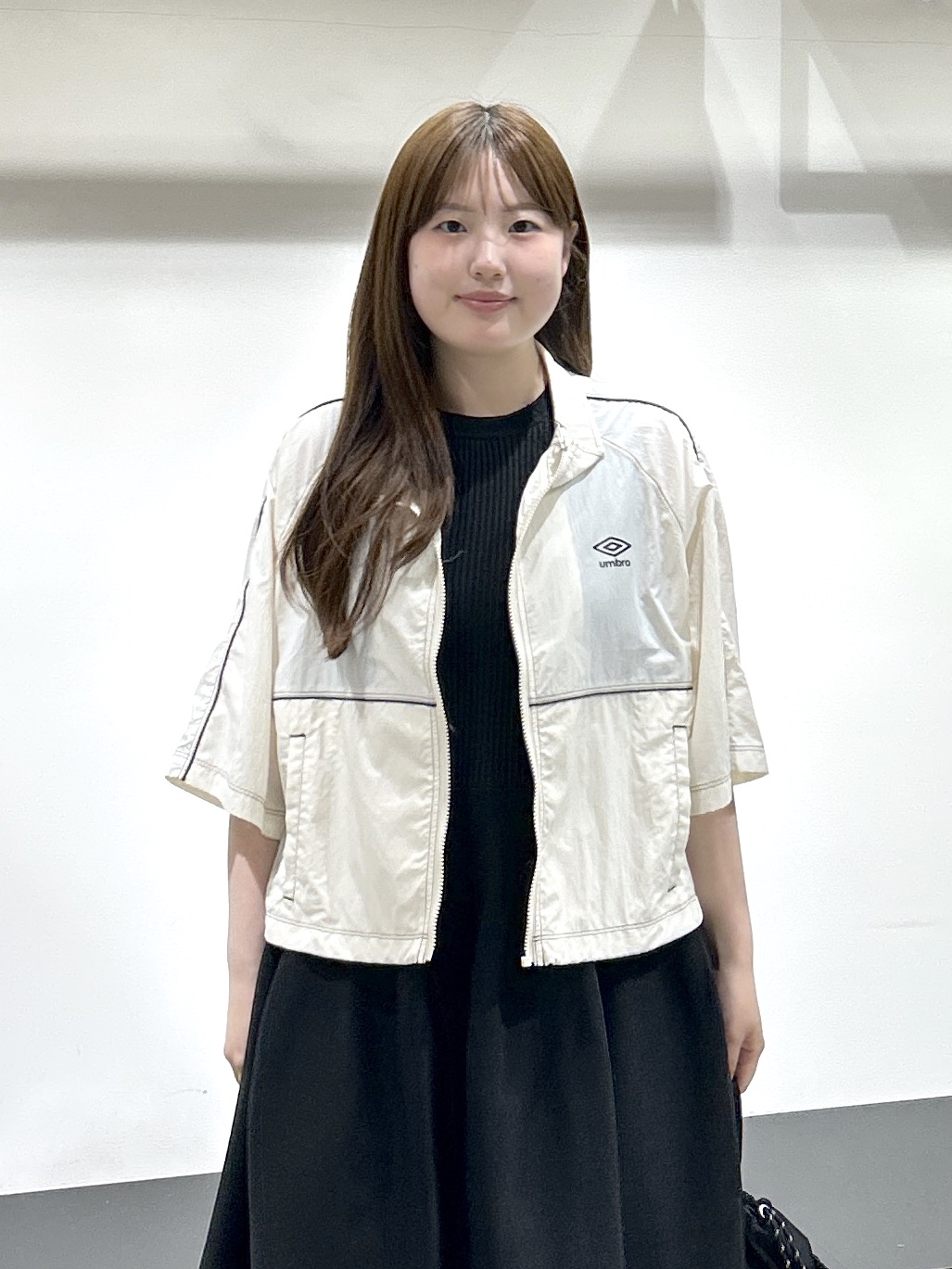 sayaさんの「OPAQUE.CLIP｜◆【umbro／アンブロ】シアーナイロン5分袖ZIPアップブルゾン」を使ったコーディネート