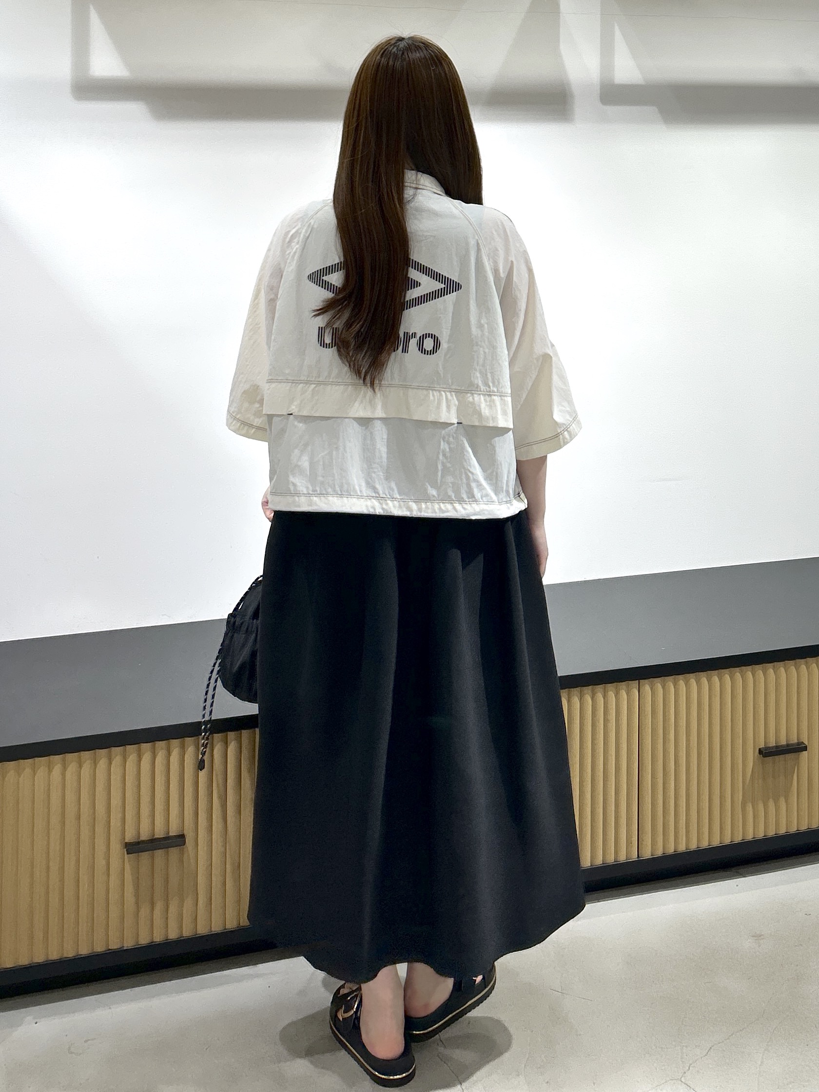 sayaさんの「OPAQUE.CLIP｜◆【umbro／アンブロ】シアーナイロン5分袖ZIPアップブルゾン」を使ったコーディネート