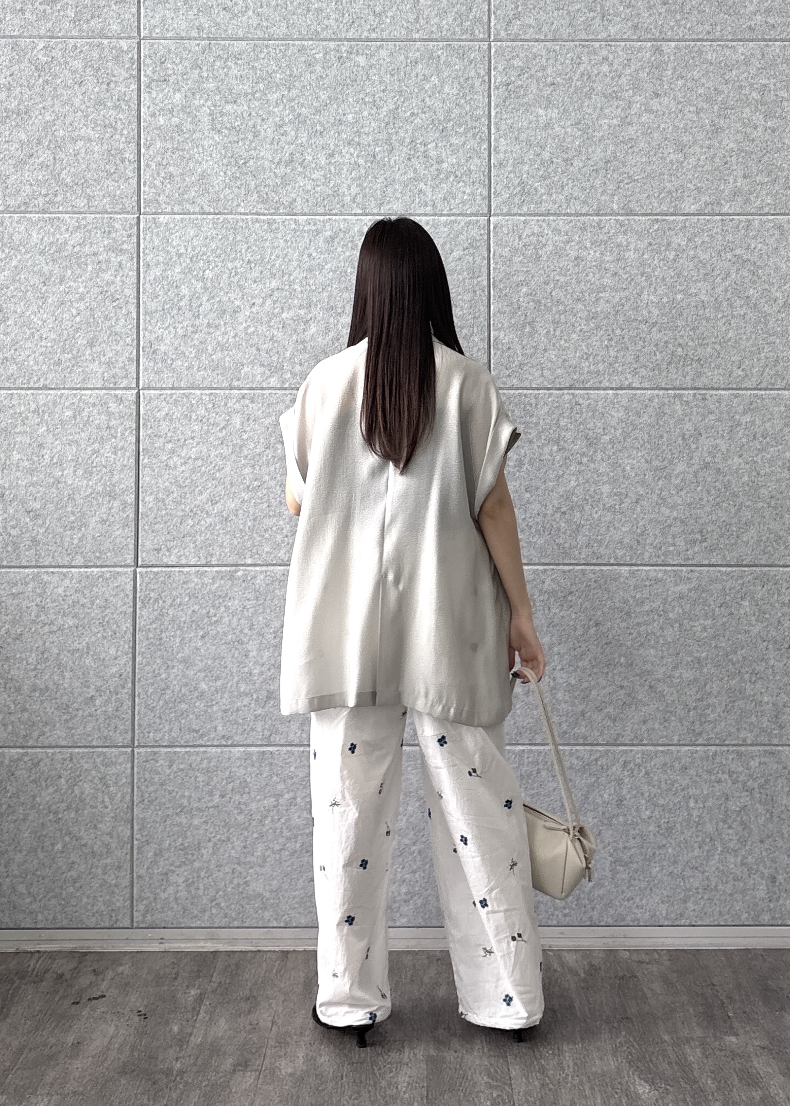 Renoさんの「INDIVI｜ワッシャーシアー半袖ダブルジャケット」を使ったコーディネート