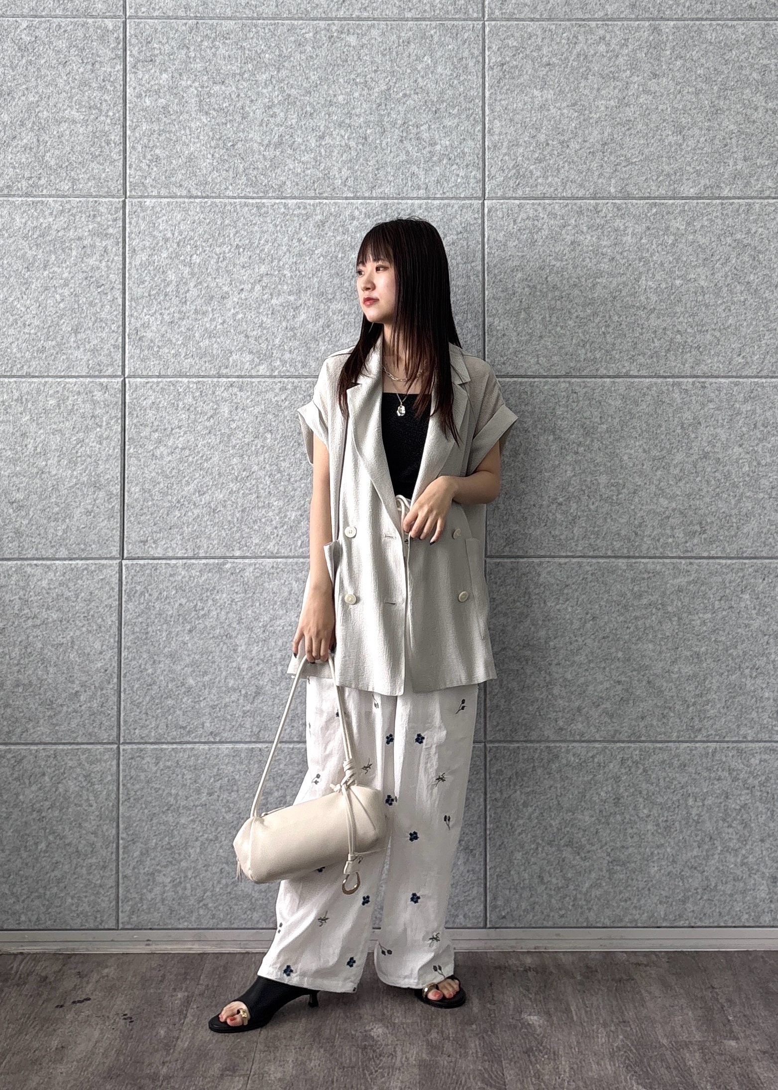 Renoさんの「INDIVI｜ワッシャーシアー半袖ダブルジャケット」を使ったコーディネート