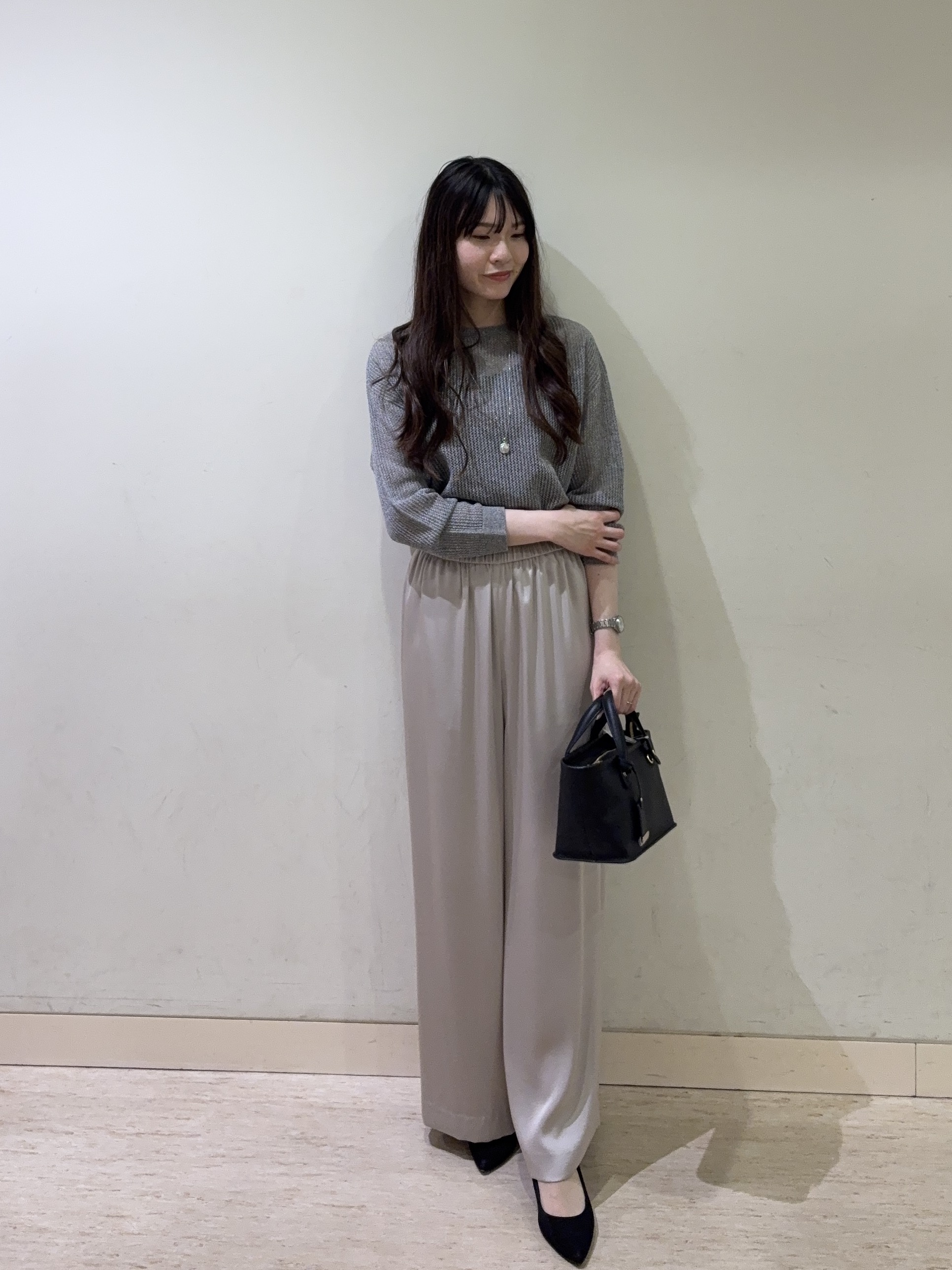mayuさんの「UNTITLED｜【接触冷感/吸水速乾】サテンワイドパンツ」を使ったコーディネート
