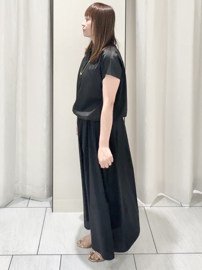 ʏᴜᴋɪᴋᴏさんの「UNTITLED｜【セットアップ可/軽量/清涼感】ローンギャザーブラウス」を使ったコーディネート