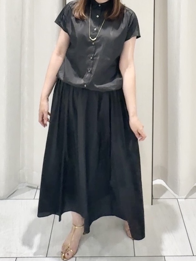 ʏᴜᴋɪᴋᴏさんの「UNTITLED｜【セットアップ可/軽量/清涼感】ローンギャザーブラウス」を使ったコーディネート