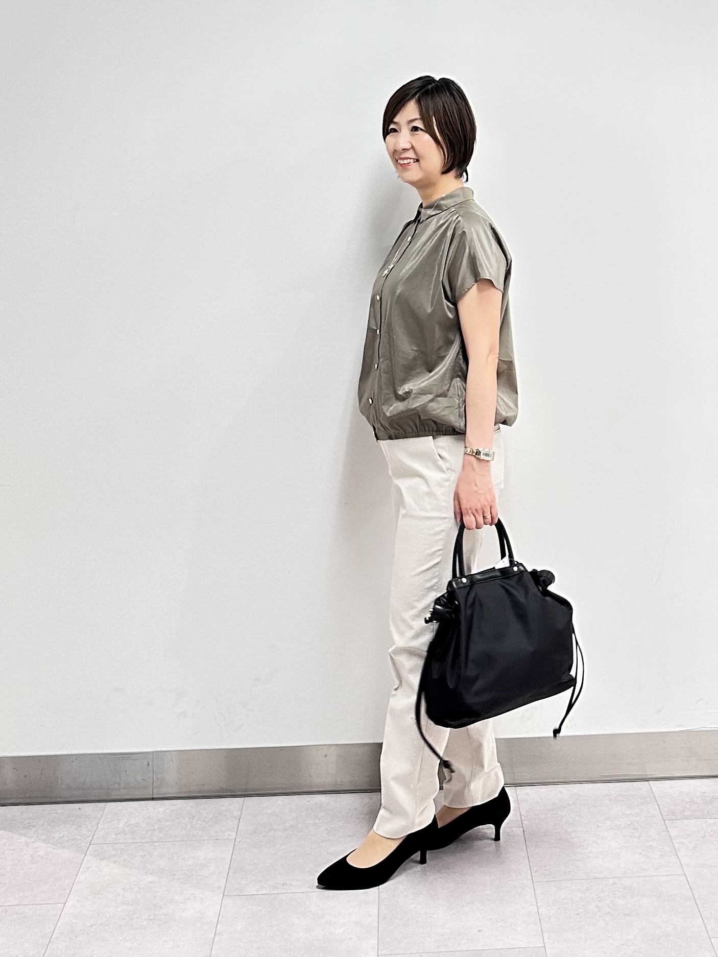 みなこさんの「UNTITLED｜【セットアップ可/軽量/清涼感】ローンギャザーブラウス」を使ったコーディネート