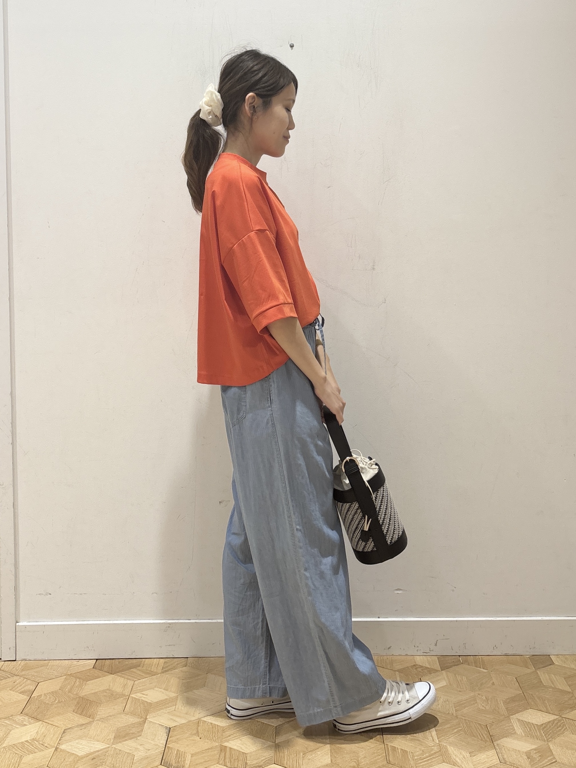 YUMIさんの「Dessin｜【体型カバー】美光沢カットソーボクシーシルエット」を使ったコーディネート