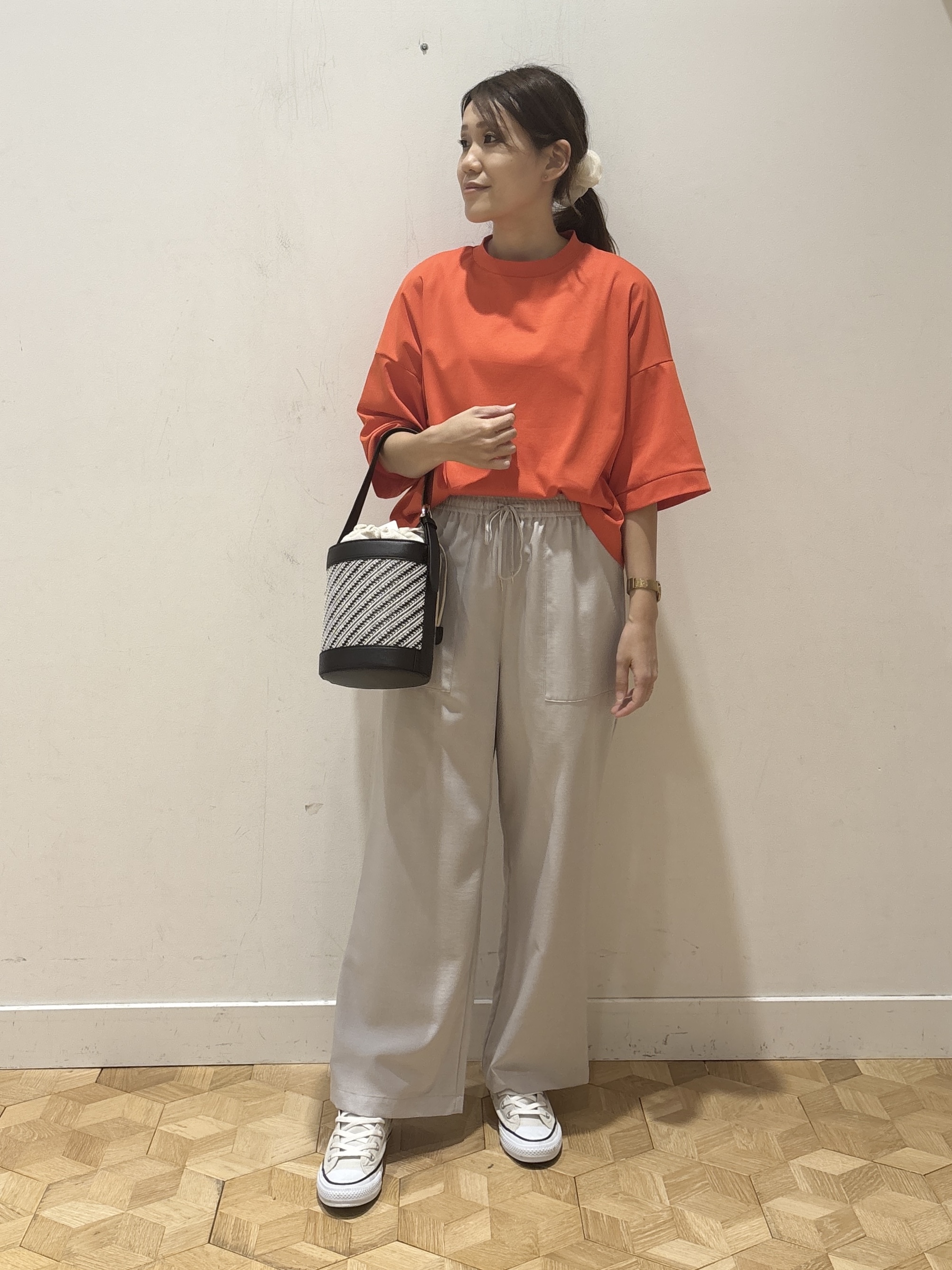 YUMIさんの「Dessin｜【体型カバー】美光沢カットソーボクシーシルエット」を使ったコーディネート