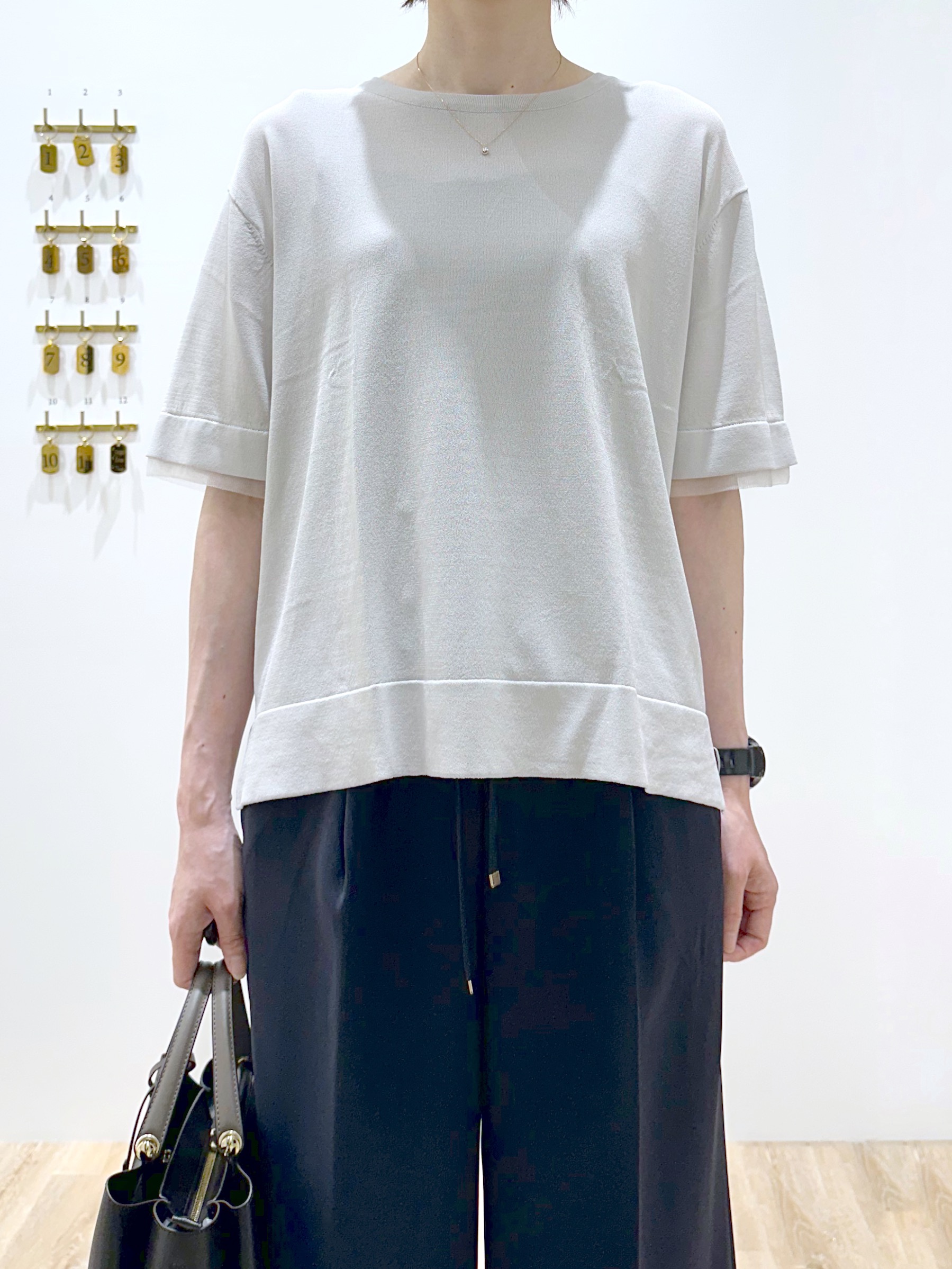 yurieさんの「OPAQUE.CLIP｜【UV／接触冷感／抗ピル】シアー＆レイヤード風さらりニット《洗濯機OK》」を使ったコーディネート