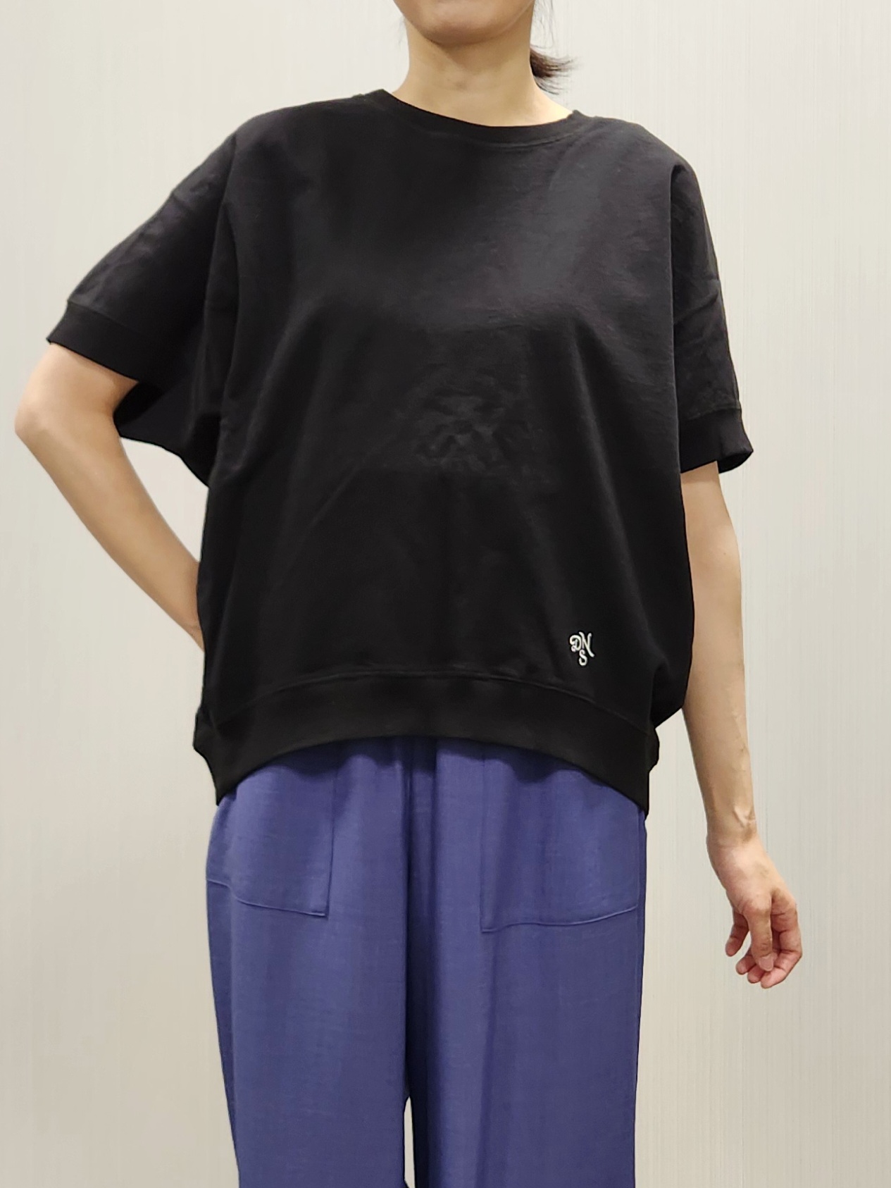 naraさんの「Dessin｜【洗える】ミニ裏毛ドルマンスリーブプルオーバー」を使ったコーディネート