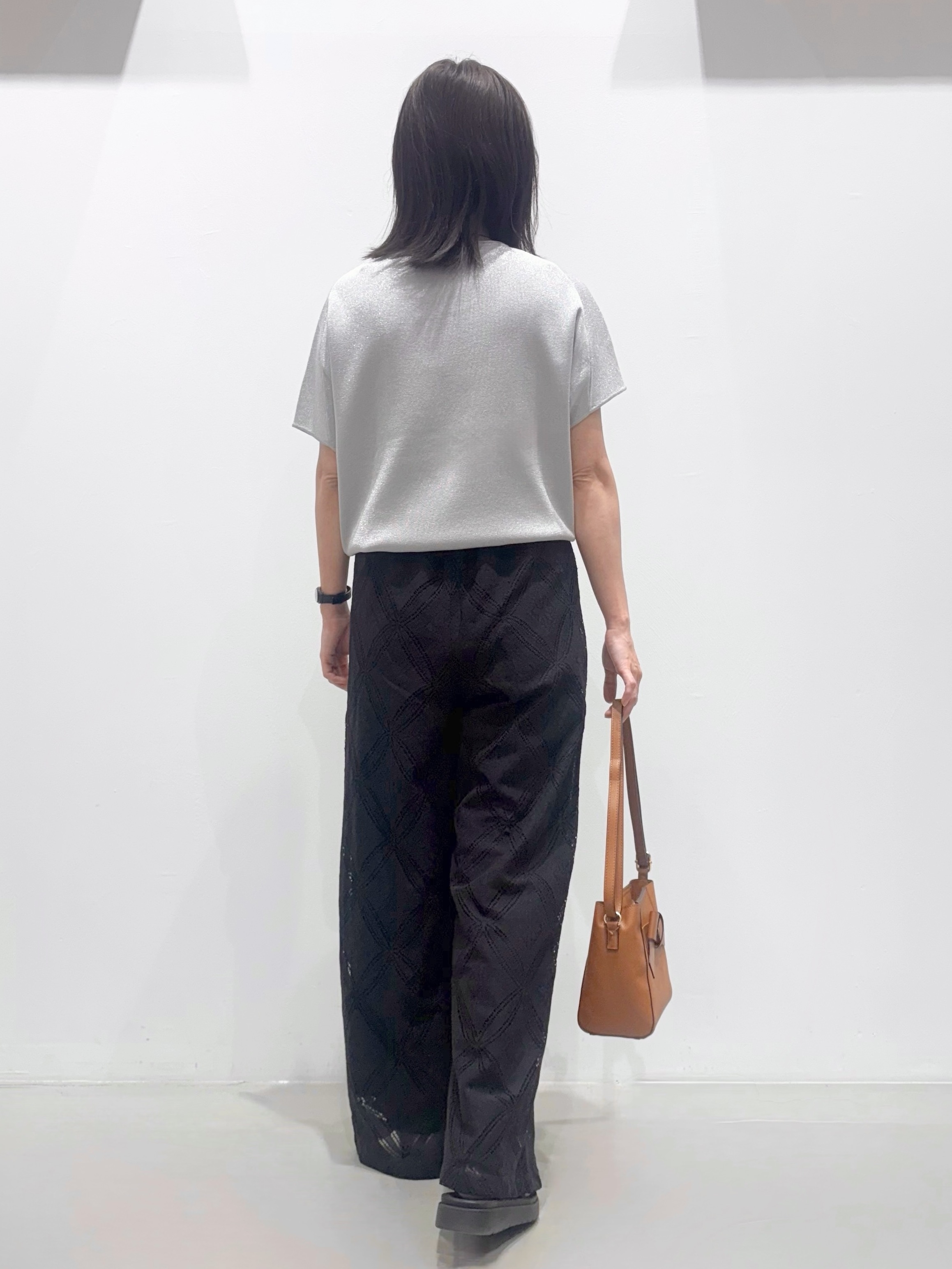 ＷＡさんの「grove｜【シリーズ累計36万枚！名品ニット】やわらかドライタッチ ドルマンニット」を使ったコーディネート