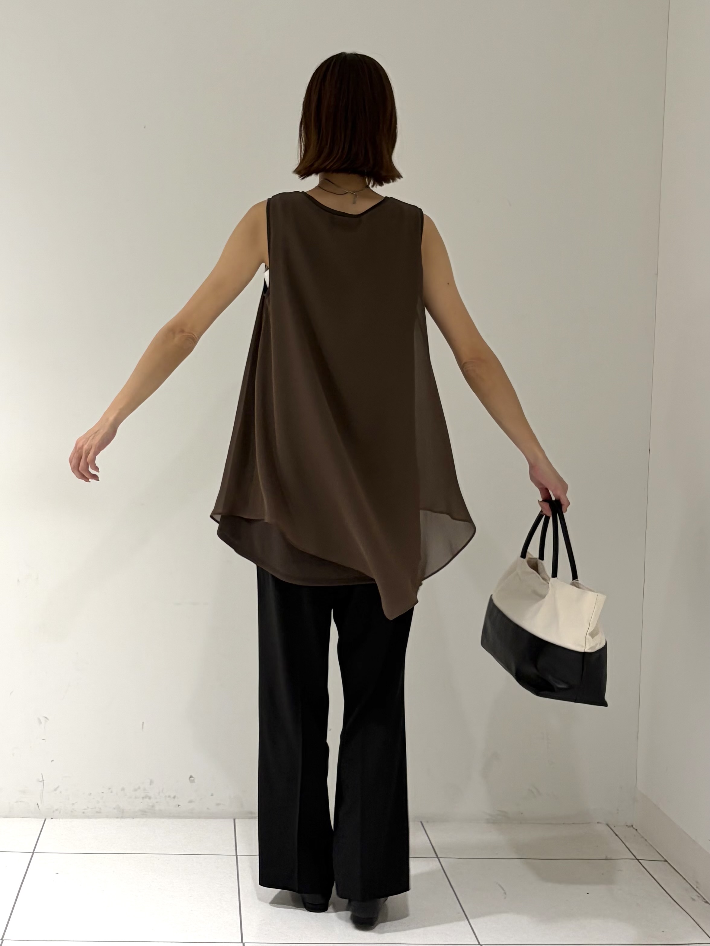 shioriさんの「INDIVI｜ドッキングチュニックカットソー」を使ったコーディネート