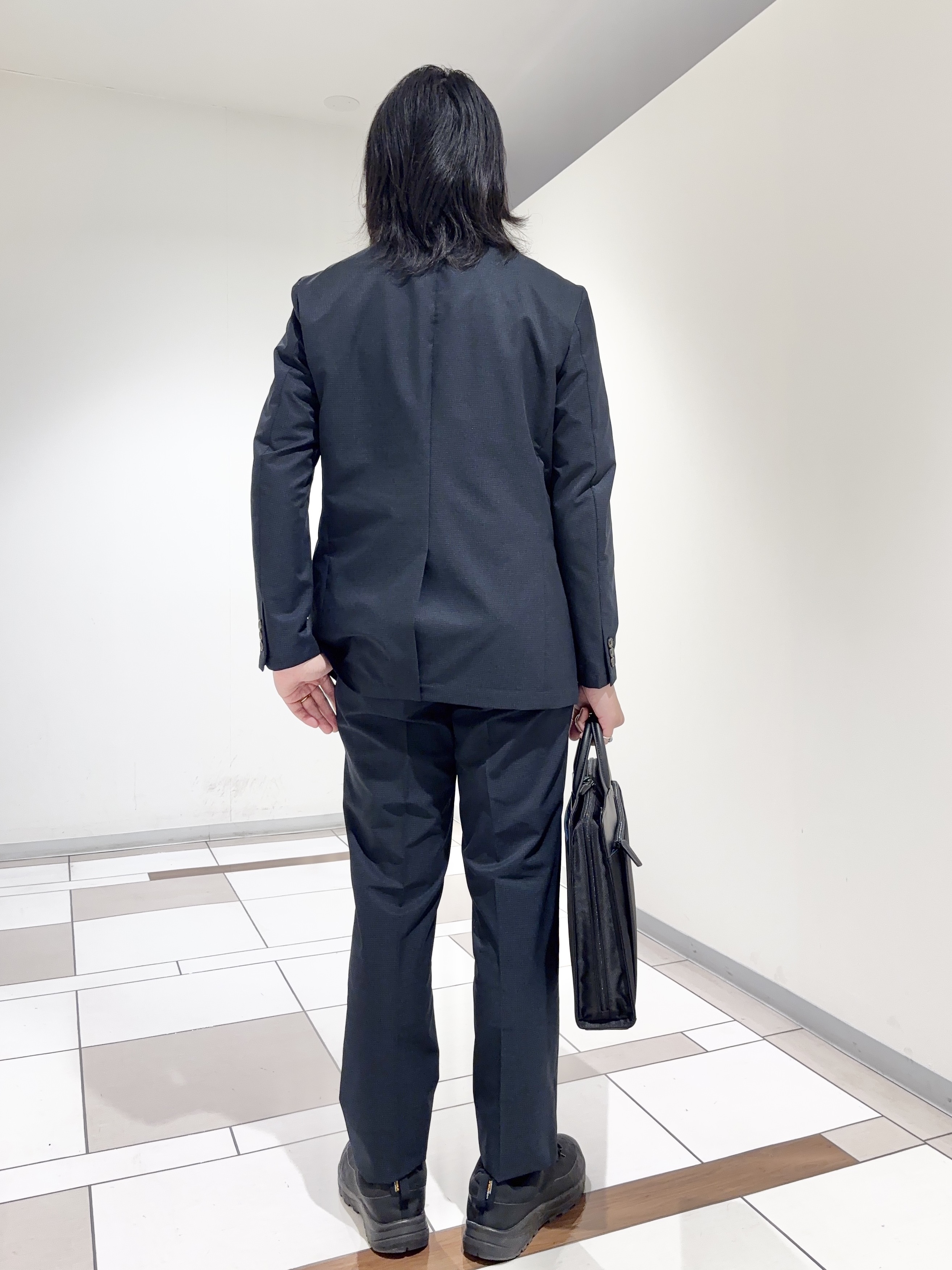 及川さんの「TAKEO KIKUCHI｜【抗菌防臭】COOL DOTS（R）ドビープリント ジャケット」を使ったコーディネート